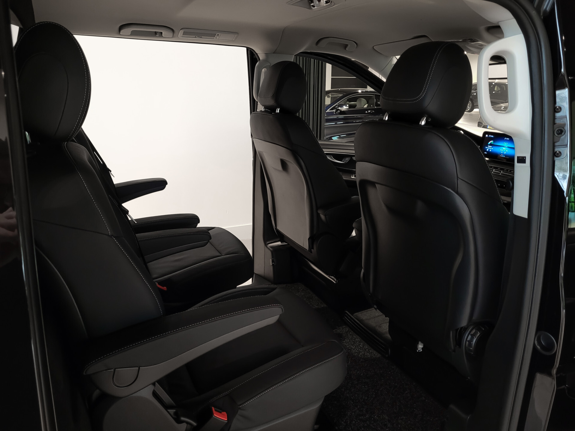 Mercedes-Benz V-Klasse 300d Extra Lang DC Facelift | 2xelektrische schuifdeur | Camera | Aerodynamica | 20" Foto 28