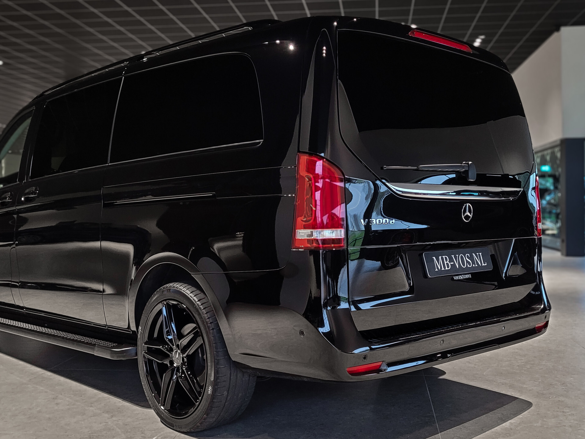 Mercedes-Benz V-Klasse 300d Extra Lang DC Facelift | 2xelektrische schuifdeur | Camera | Aerodynamica | 20" Foto 33