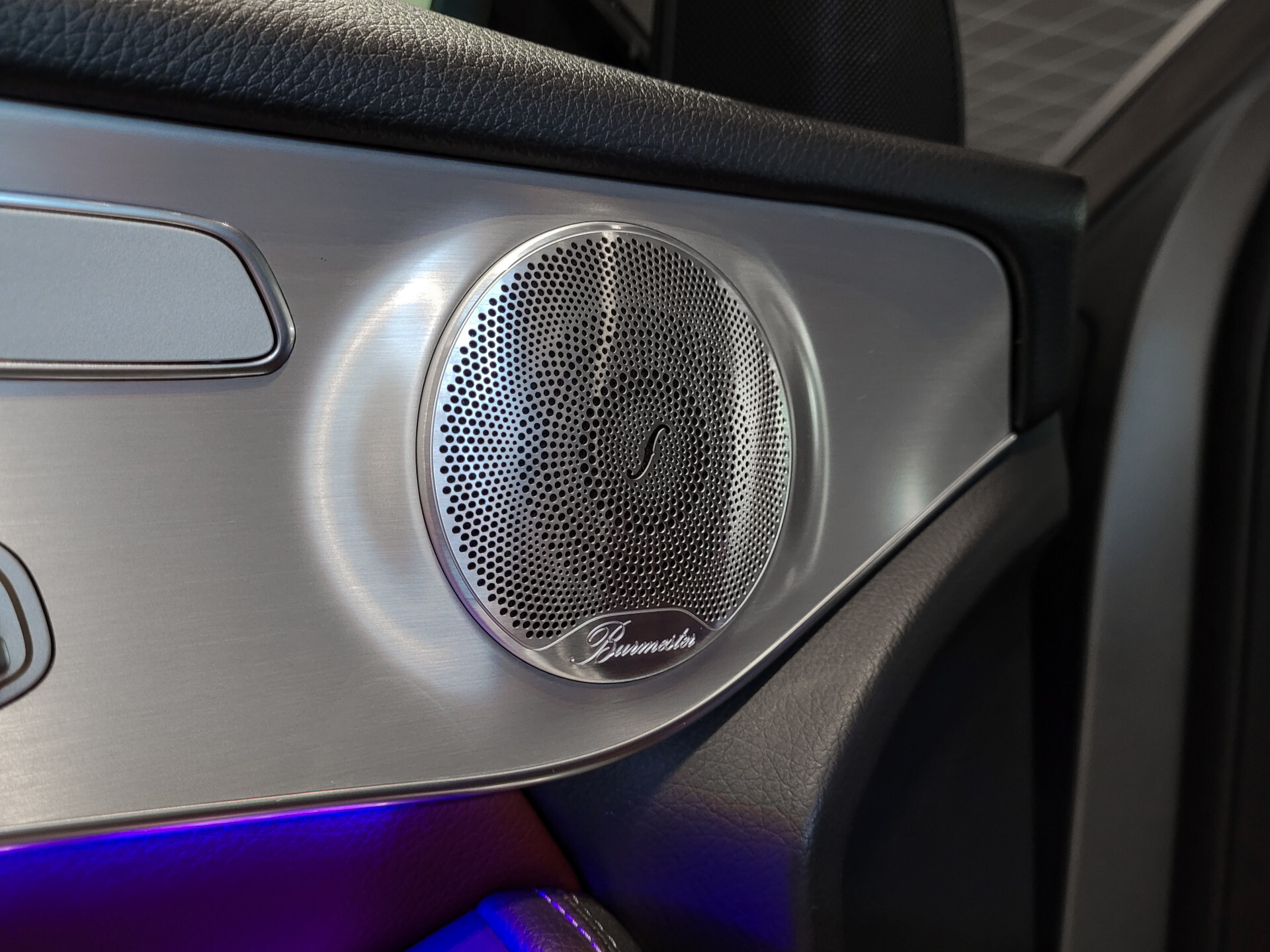 Mercedes-Benz GLC Coupé 200 AMG Manufaktur Carbon | Keyless | Burmester | Mem | Rij-assistentie | Schuifdak | 20" | Night Foto 13