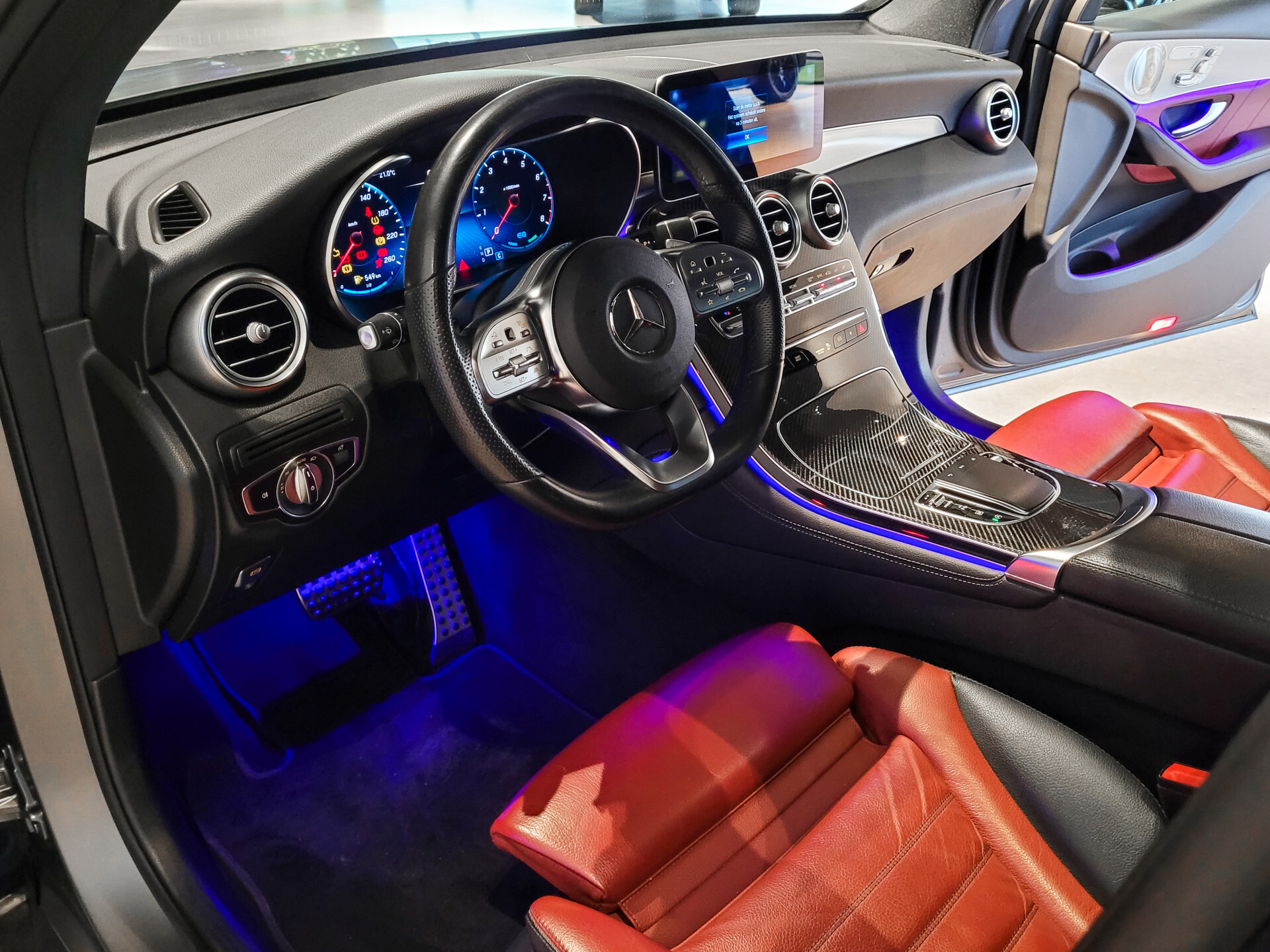 Mercedes-Benz GLC Coupé 200 AMG Manufaktur Carbon | Keyless | Burmester | Mem | Rij-assistentie | Schuifdak | 20" | Night Foto 19