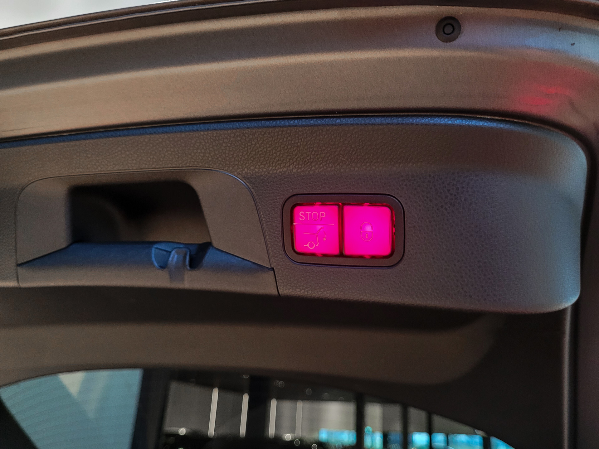 Mercedes-Benz GLC Coupé 200 AMG Manufaktur Carbon | Keyless | Burmester | Mem | Rij-assistentie | Schuifdak | 20" | Night Foto 40