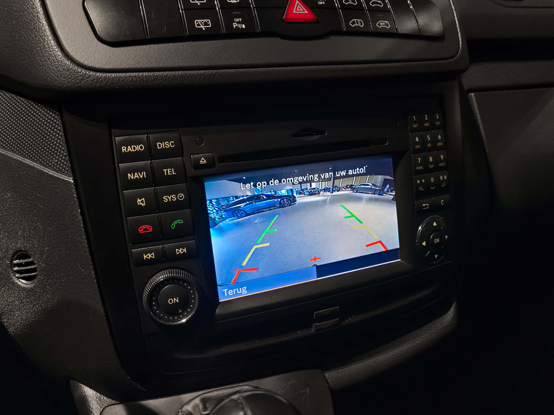 Mercedes-Benz Vito 116 Cdi Lang DC Comfort Plus Leer/Comand | Airco | Trekhaak | Camera | 1ste eigenaar | NL auto Foto 18