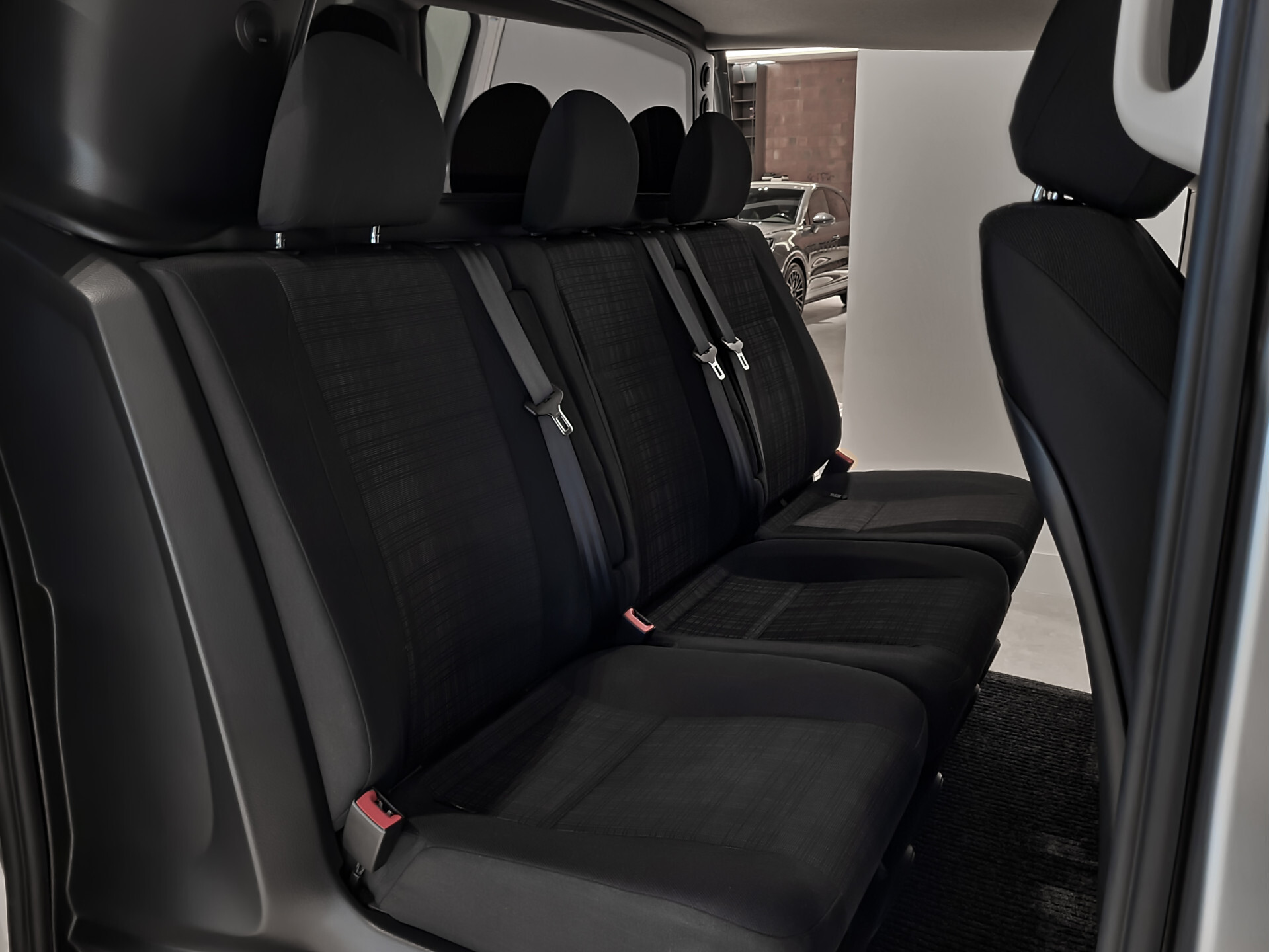 Mercedes-Benz Vito 119 CDI Lang DC Comfort Plus Comand | Schuifdak | ILS | 19" | ECC | Trekhaak | 1ste eigenaar Foto 7