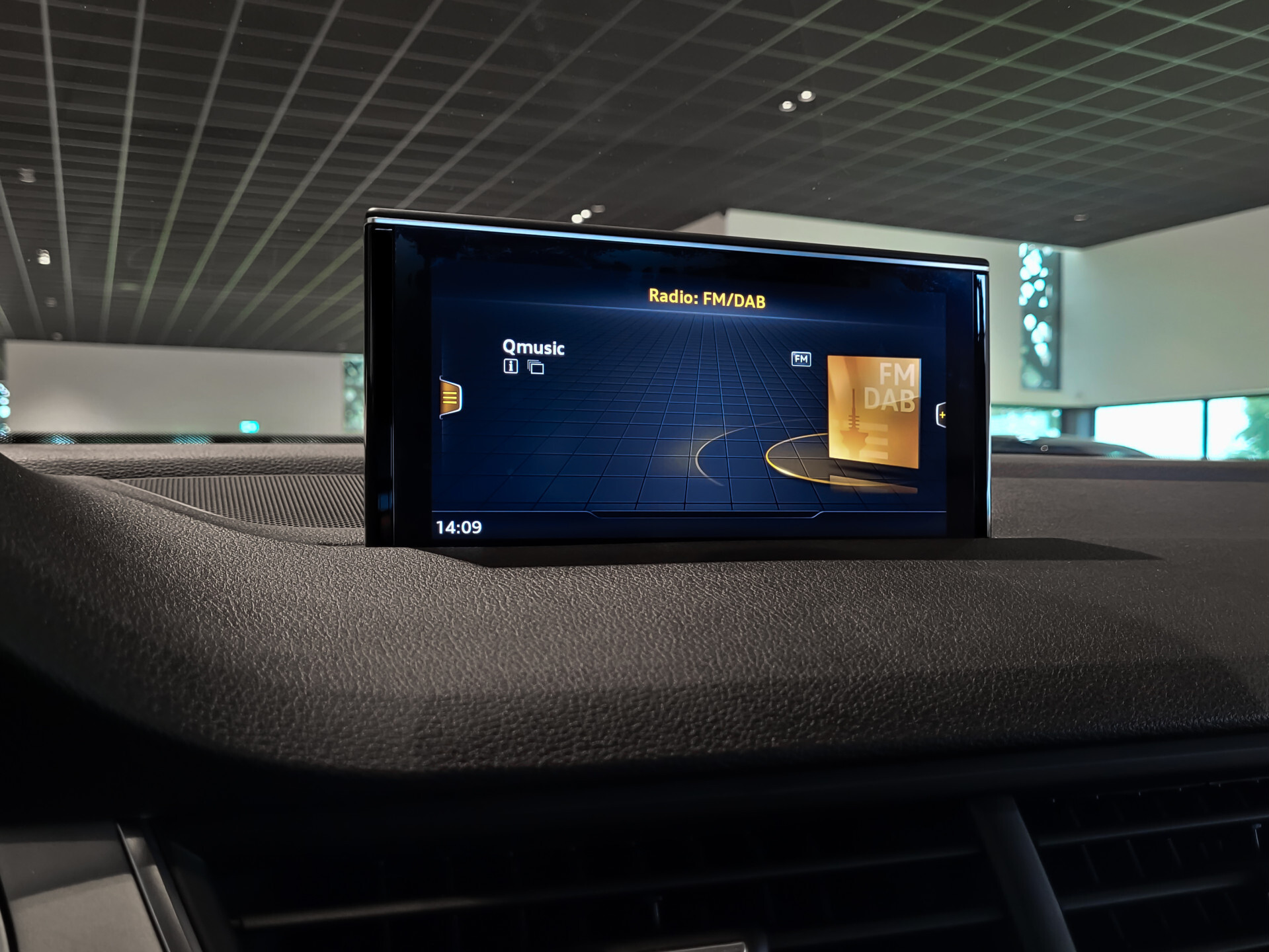 Audi Q7 3.0 TDI Quattro 7-Persoons | Luchtvering | Massage | Pano | HUD | Stoelkoeling | Adapt Cruise | Trekhaak | 21" | Mem | Nachtzicht | Standkachel | 21" Foto 10