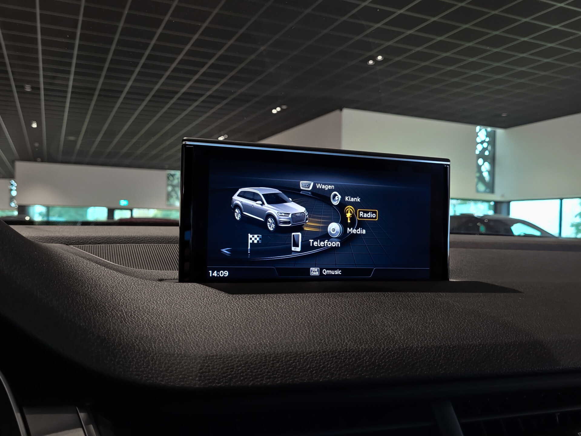 Audi Q7 3.0 TDI Quattro 7-Persoons | Luchtvering | Massage | Pano | HUD | Stoelkoeling | Adapt Cruise | Trekhaak | 21" | Mem | Nachtzicht | Standkachel | 21" Foto 12