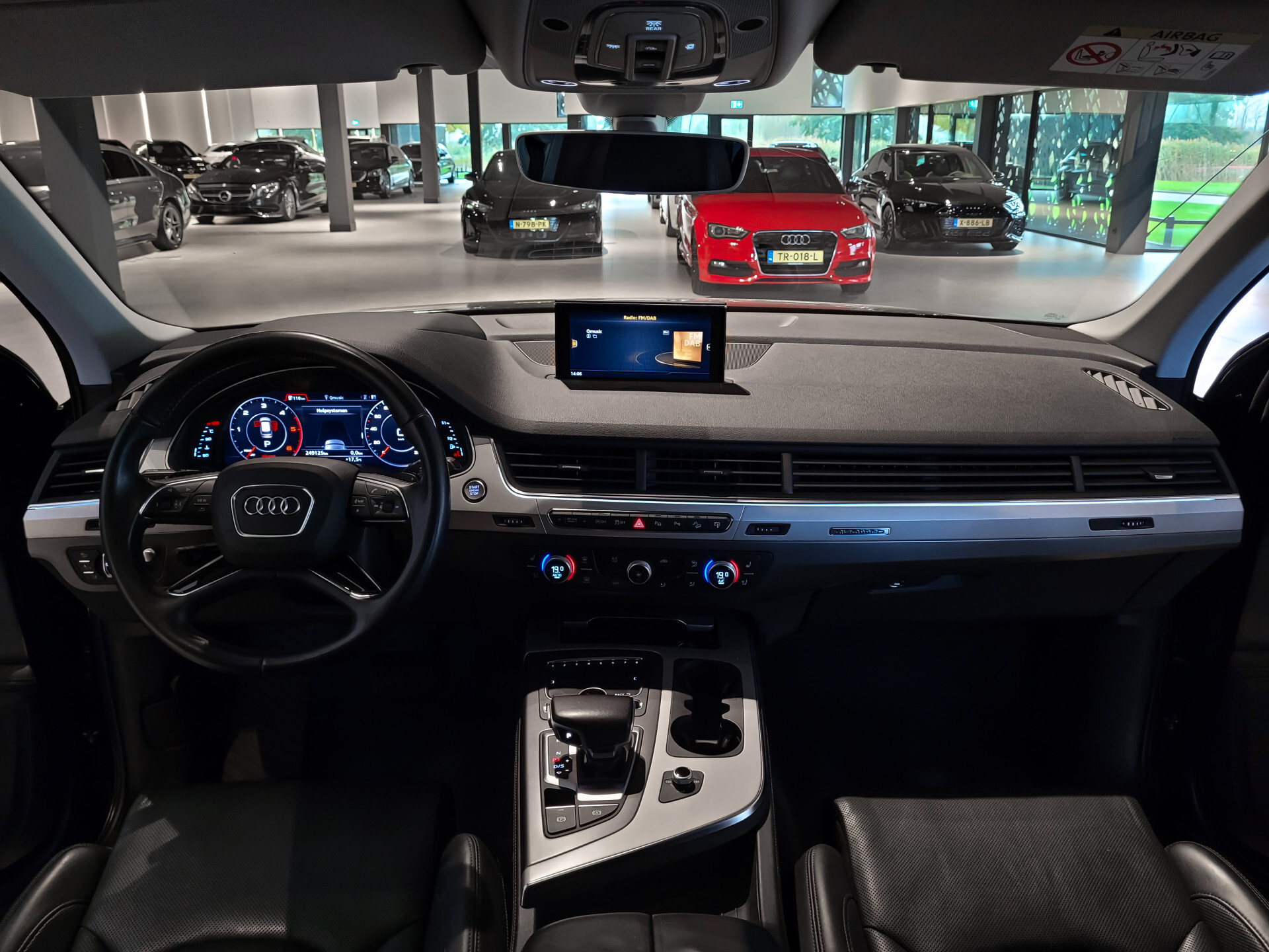 Audi Q7 3.0 TDI Quattro 7-Persoons | Luchtvering | Massage | Pano | HUD | Stoelkoeling | Adapt Cruise | Trekhaak | 21" | Mem | Nachtzicht | Standkachel | 21" Foto 24