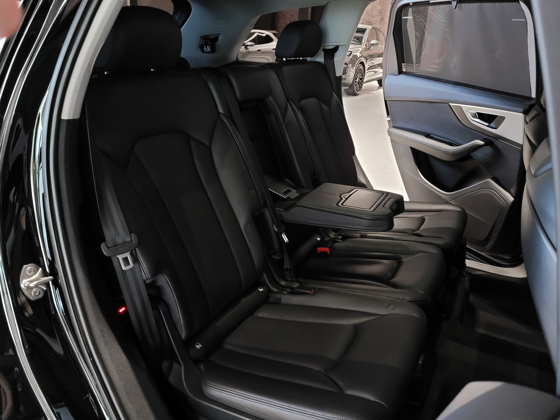 Audi Q7 3.0 TDI Quattro 7-Persoons | Luchtvering | Massage | Pano | HUD | Stoelkoeling | Adapt Cruise | Trekhaak | 21" | Mem | Nachtzicht | Standkachel | 21" Foto 7