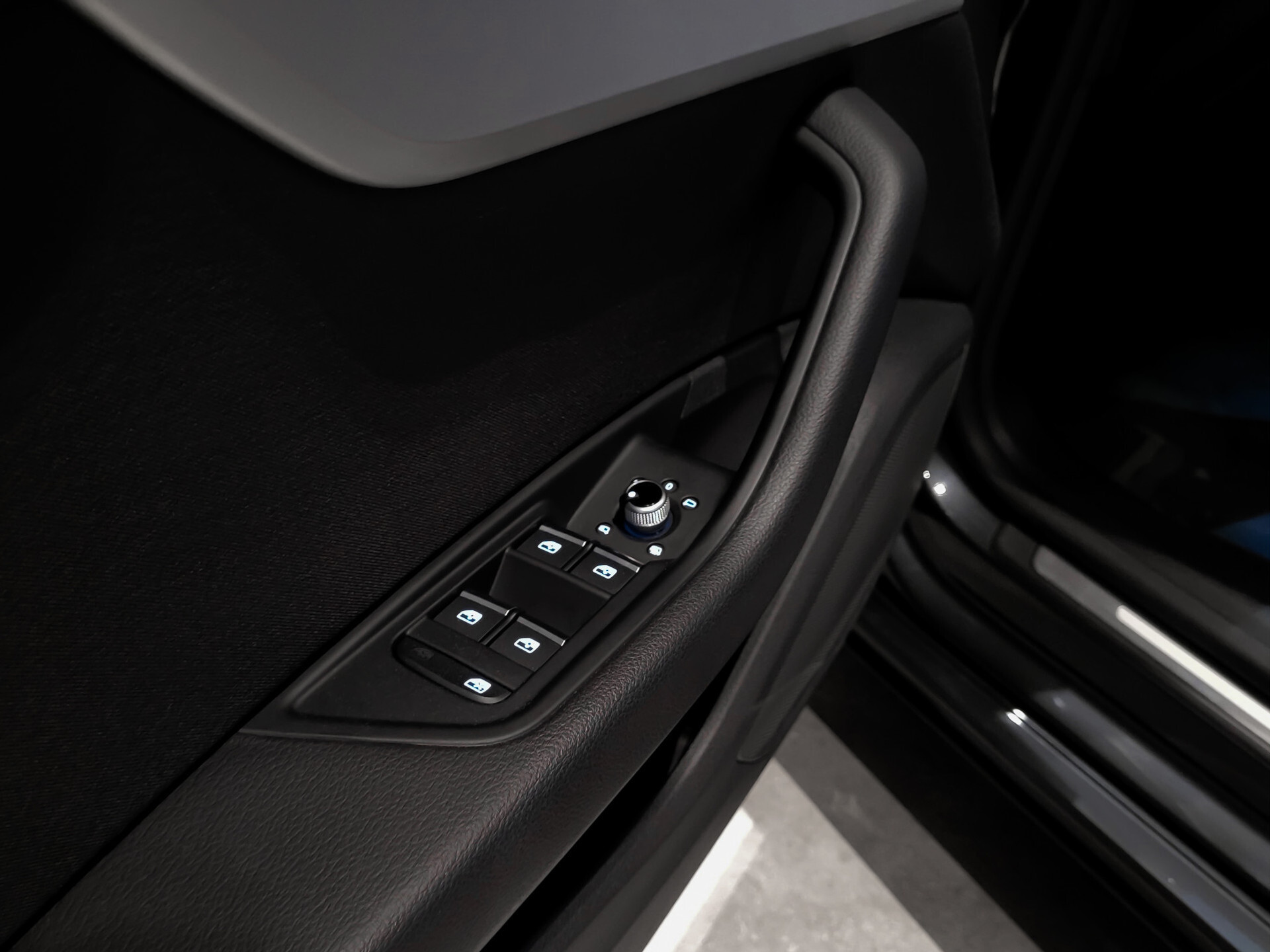 Audi A5 Sportback 40 TFSI S edition 20" | Adaptive Cruise | Massage | Virtual Cockpit | Camera | ECC | Aut-kofferklep Foto 12