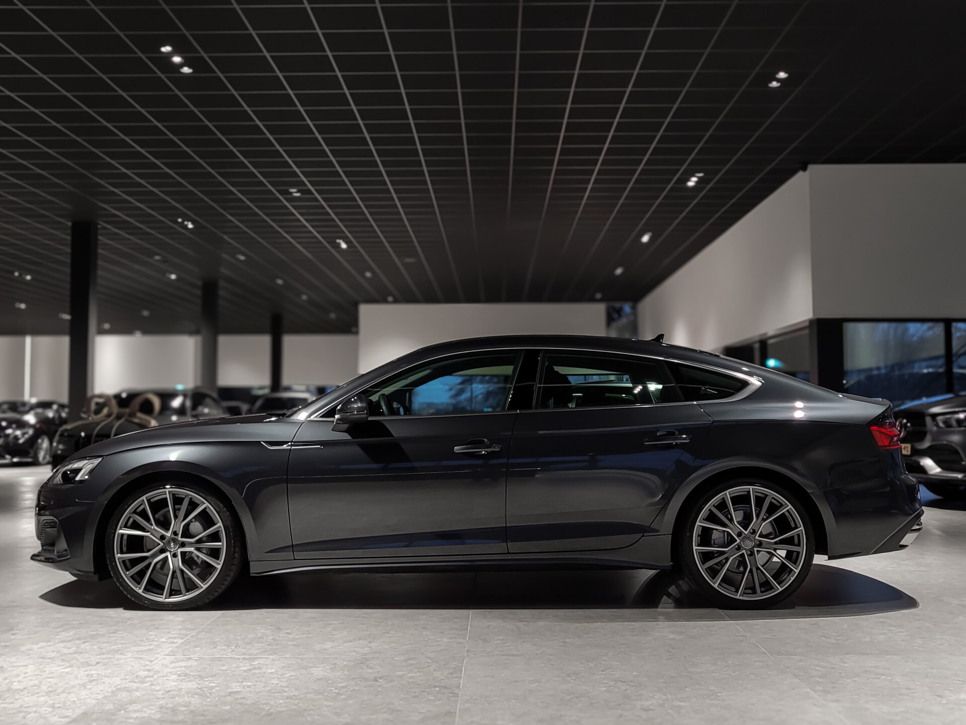 Audi A5 Sportback 40 TFSI S edition 20" | Adaptive Cruise | Massage | Virtual Cockpit | Camera | ECC | Aut-kofferklep Foto 4