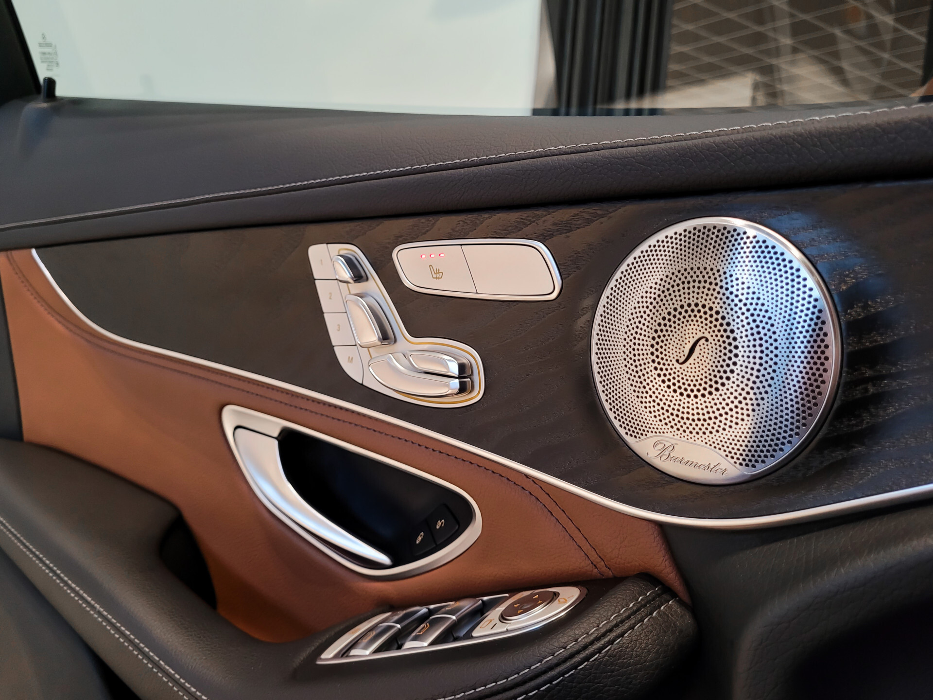 Mercedes-Benz GLC 250 d 4-M AMG Night | Burmester | Mem | HUD | Comand | ILS | 360 camera | Trekhaak Foto 11