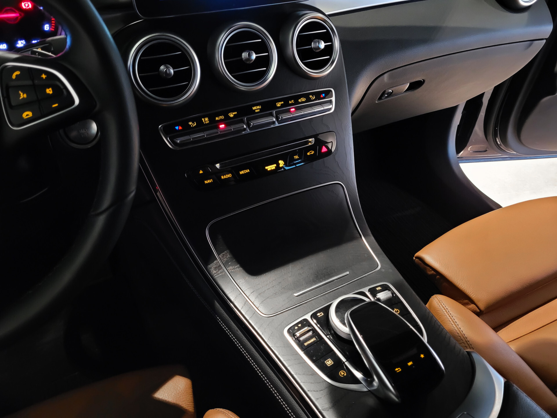 Mercedes-Benz GLC 250 d 4-M AMG Night | Burmester | Mem | HUD | Comand | ILS | 360 camera | Trekhaak Foto 23