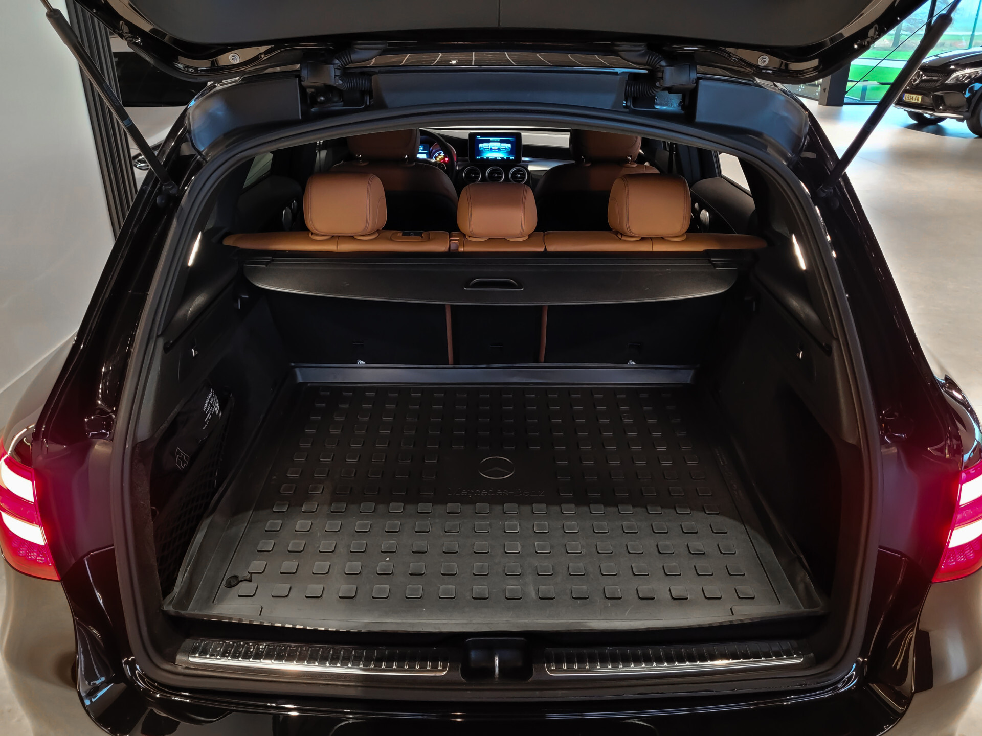 Mercedes-Benz GLC 250 d 4-M AMG Night | Burmester | Mem | HUD | Comand | ILS | 360 camera | Trekhaak Foto 31