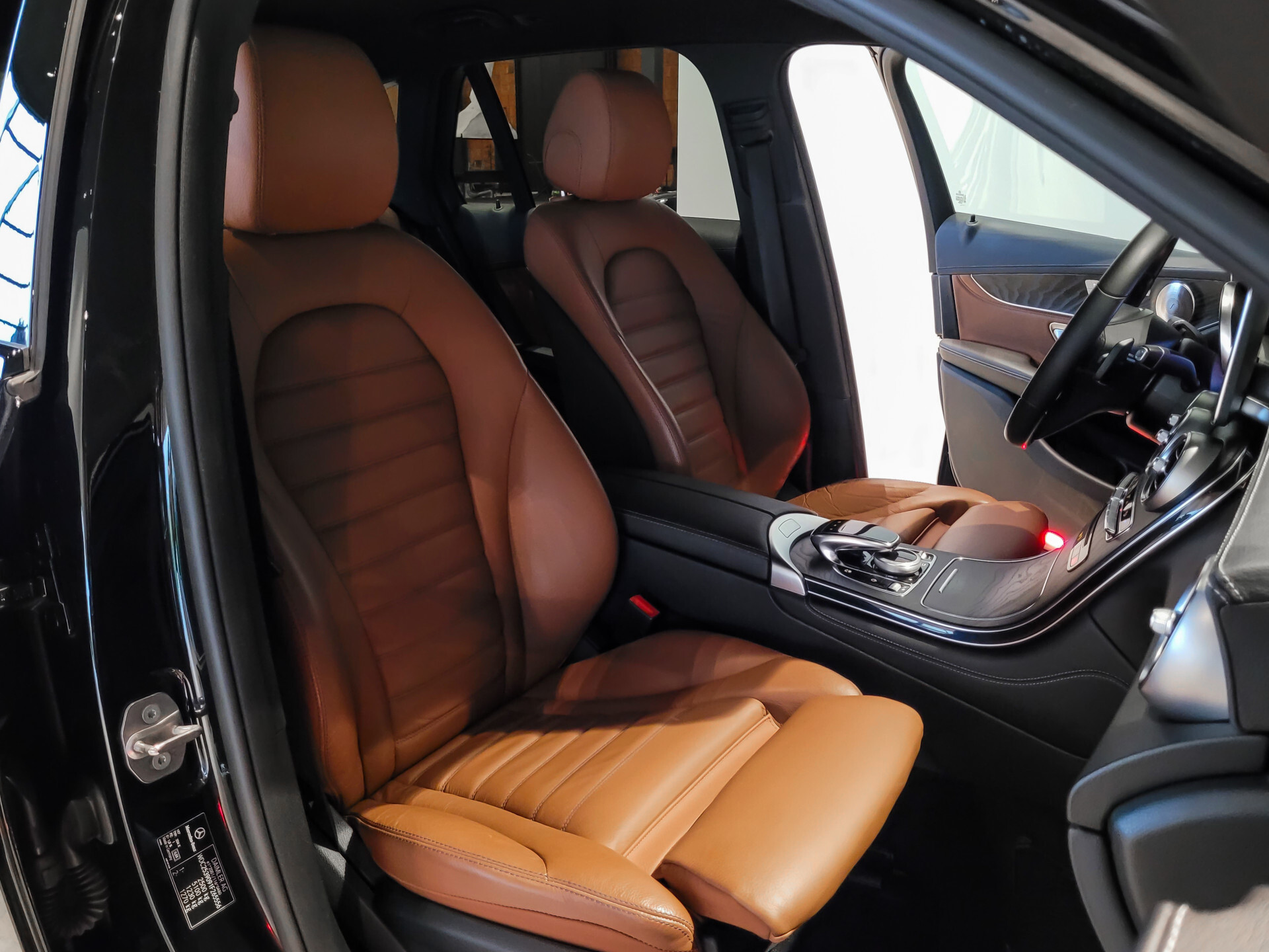 Mercedes-Benz GLC 250 d 4-M AMG Night | Burmester | Mem | HUD | Comand | ILS | 360 camera | Trekhaak Foto 6