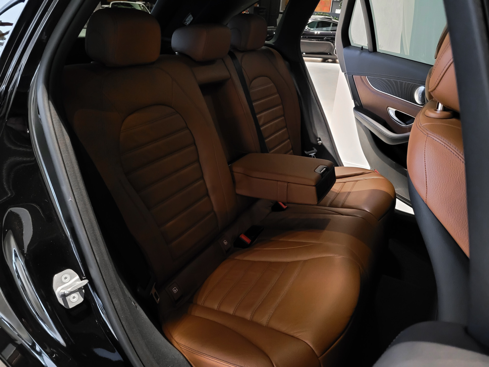 Mercedes-Benz GLC 250 d 4-M AMG Night | Burmester | Mem | HUD | Comand | ILS | 360 camera | Trekhaak Foto 7