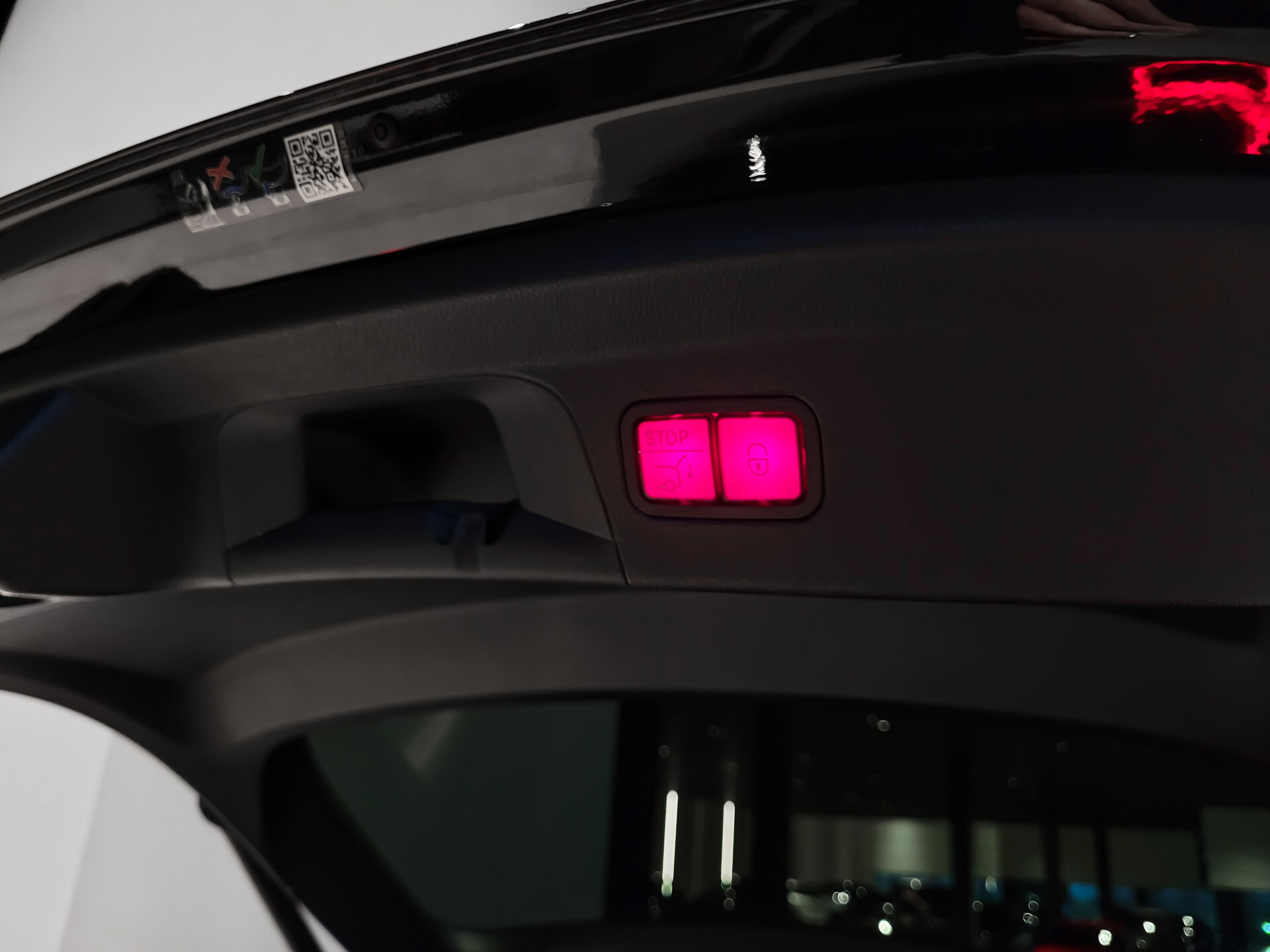 Mercedes-Benz GLE Coupé 400 d 4-M AMG Night Luchtvering | HUD | Rij-Assistentie | Keyless | Stoelkoeling | Trekhaak | Nappa Aut9 Foto 32