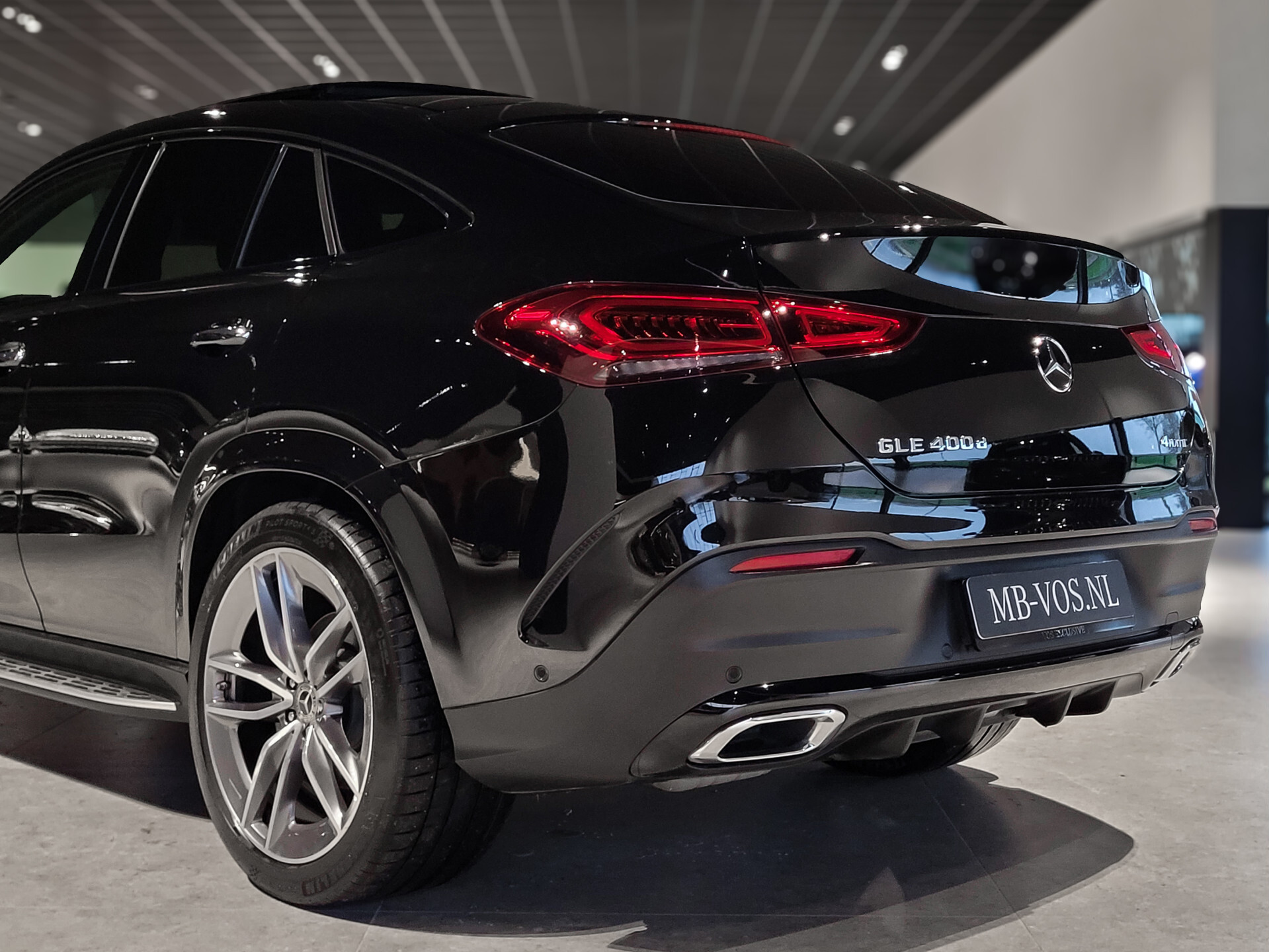 Mercedes-Benz GLE Coupé 400 d 4-M AMG Night Luchtvering | HUD | Rij-Assistentie | Keyless | Stoelkoeling | Trekhaak | Nappa Aut9 Foto 35