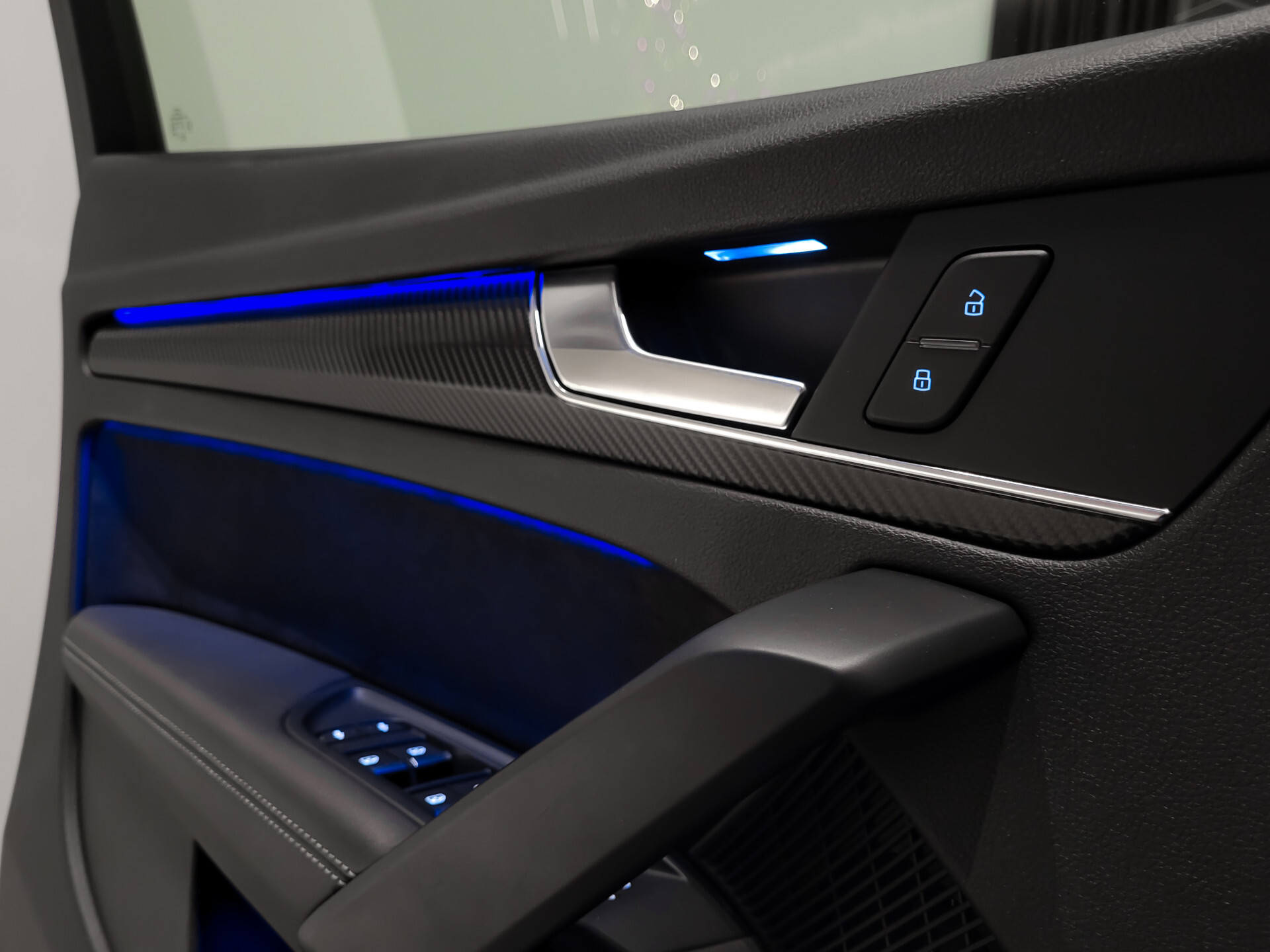 Audi Q5 55 TFSI e quattro Competition Luchtvering | HUD | B&O | Panorama | 22" | Trekhaak | ACC Foto 10