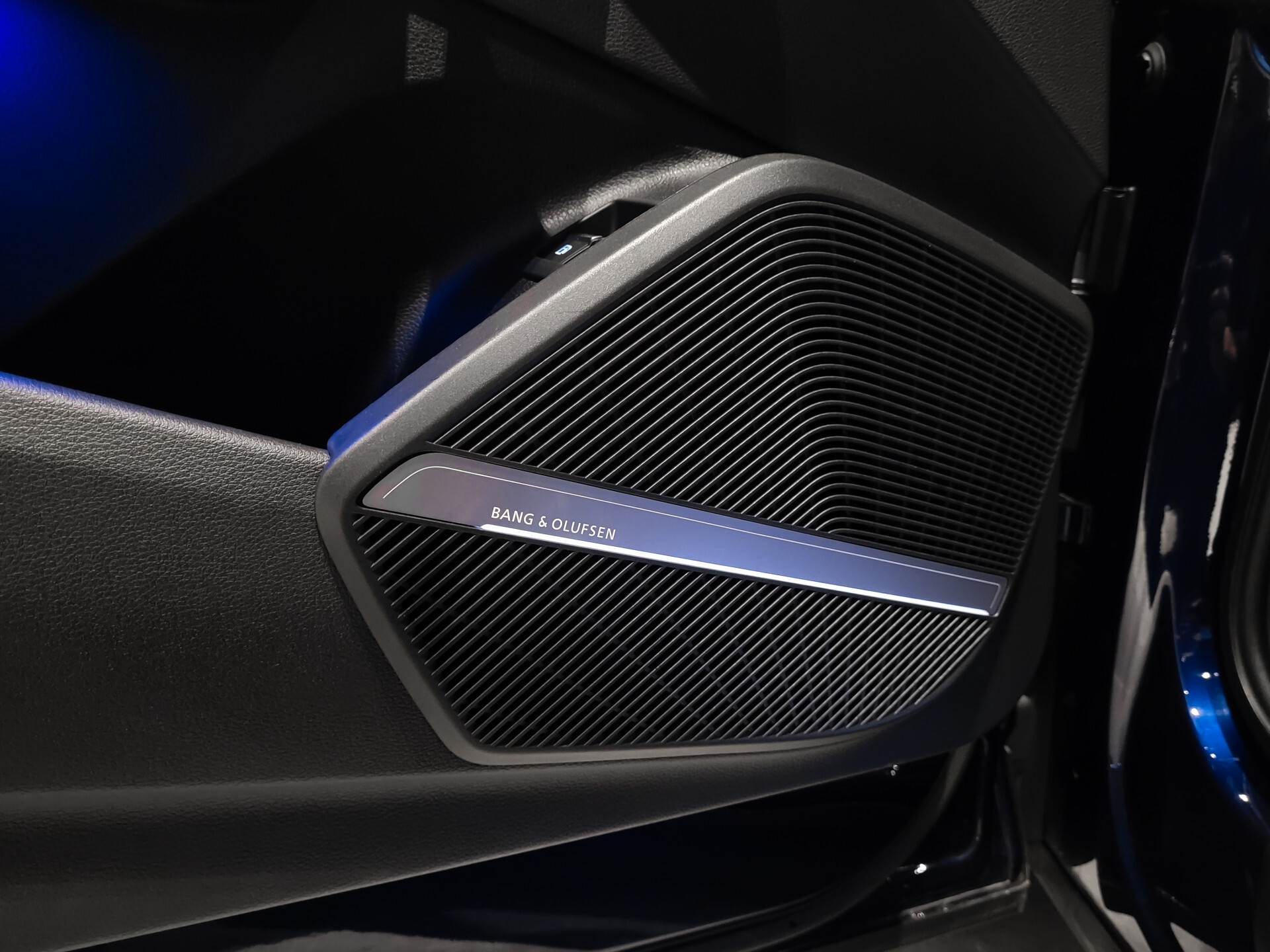 Audi Q5 55 TFSI e quattro Competition Luchtvering | HUD | B&O | Panorama | 22" | Trekhaak | ACC Foto 16