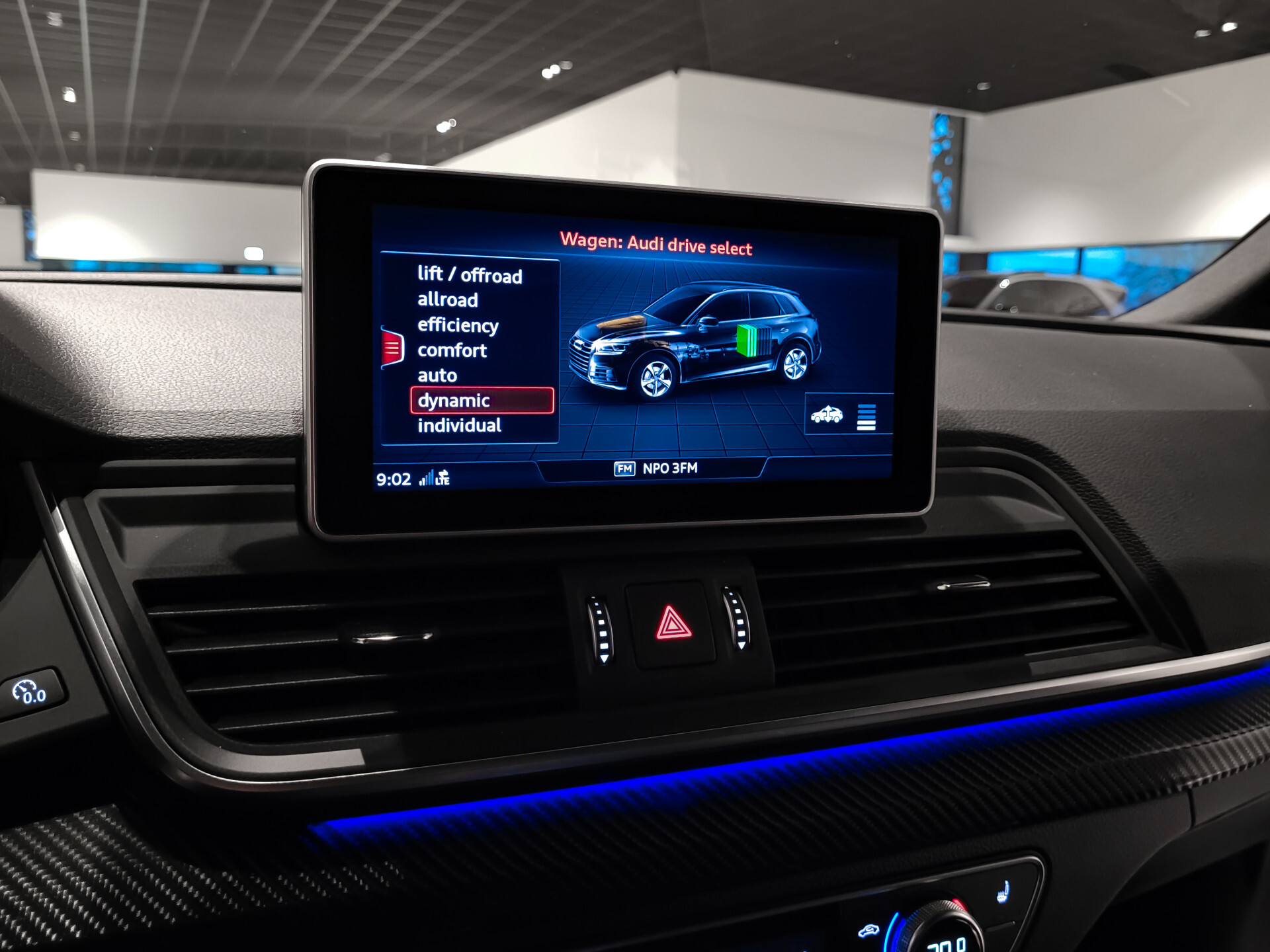 Audi Q5 55 TFSI e quattro Competition Luchtvering | HUD | B&O | Panorama | 22" | Trekhaak | ACC Foto 21