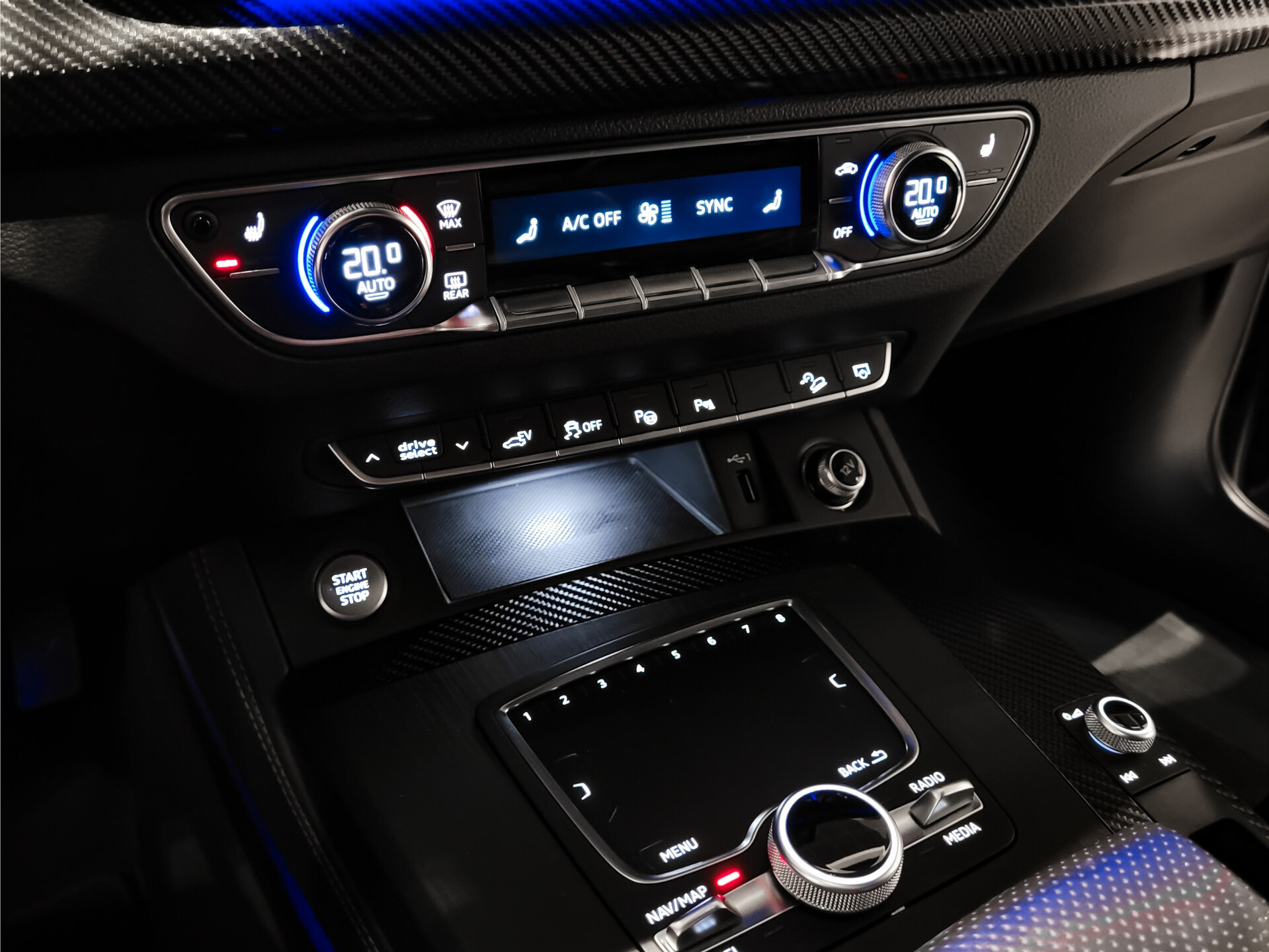 Audi Q5 55 TFSI e quattro Competition Luchtvering | HUD | B&O | Panorama | 22" | Trekhaak | ACC Foto 24