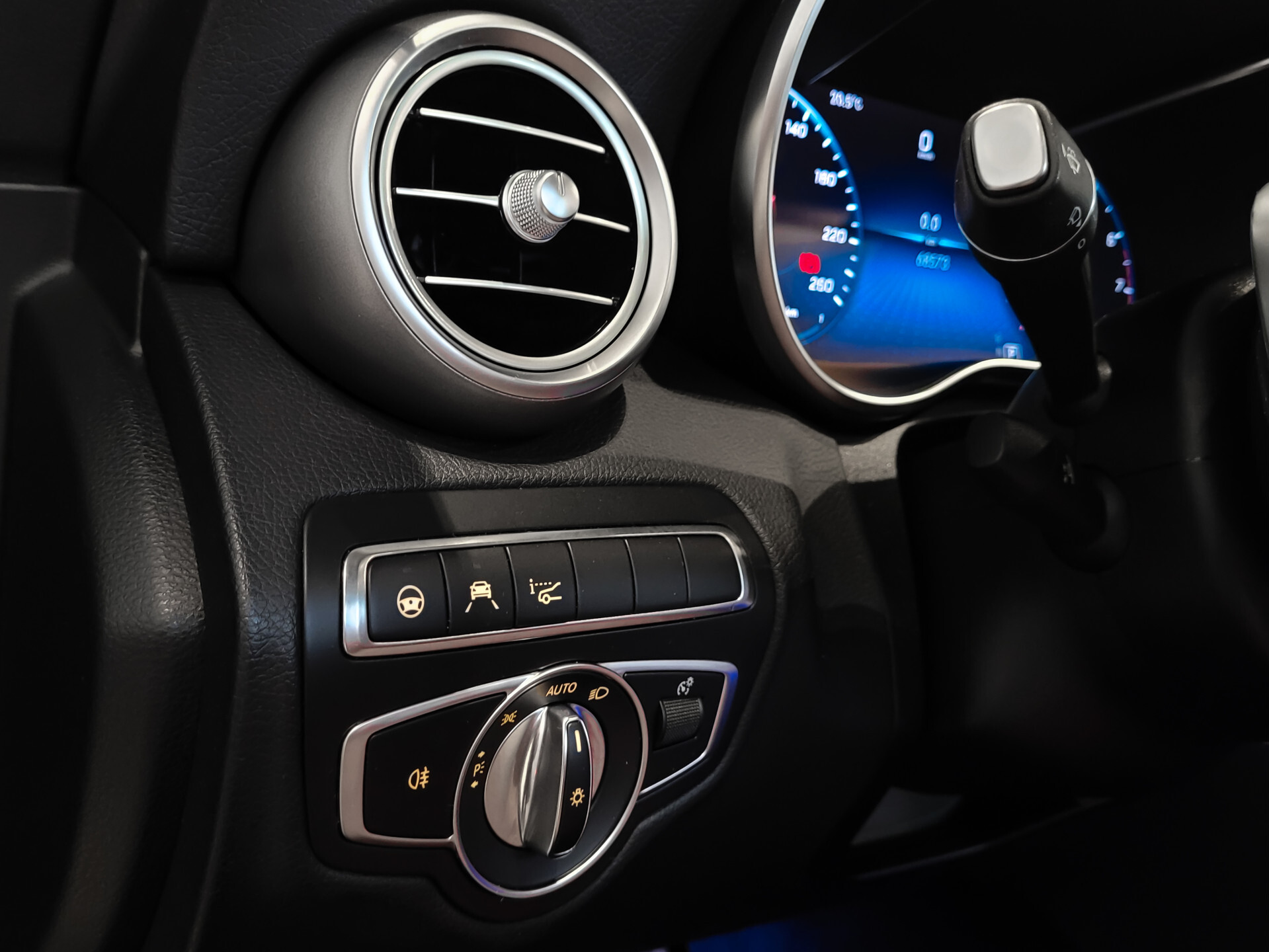 Mercedes-Benz C-Klasse Cabrio 180 AMG Night | ACC | Keyless | Burmester | Mem | 360 | Aircap | Airscarf | HUD | 19" Foto 18