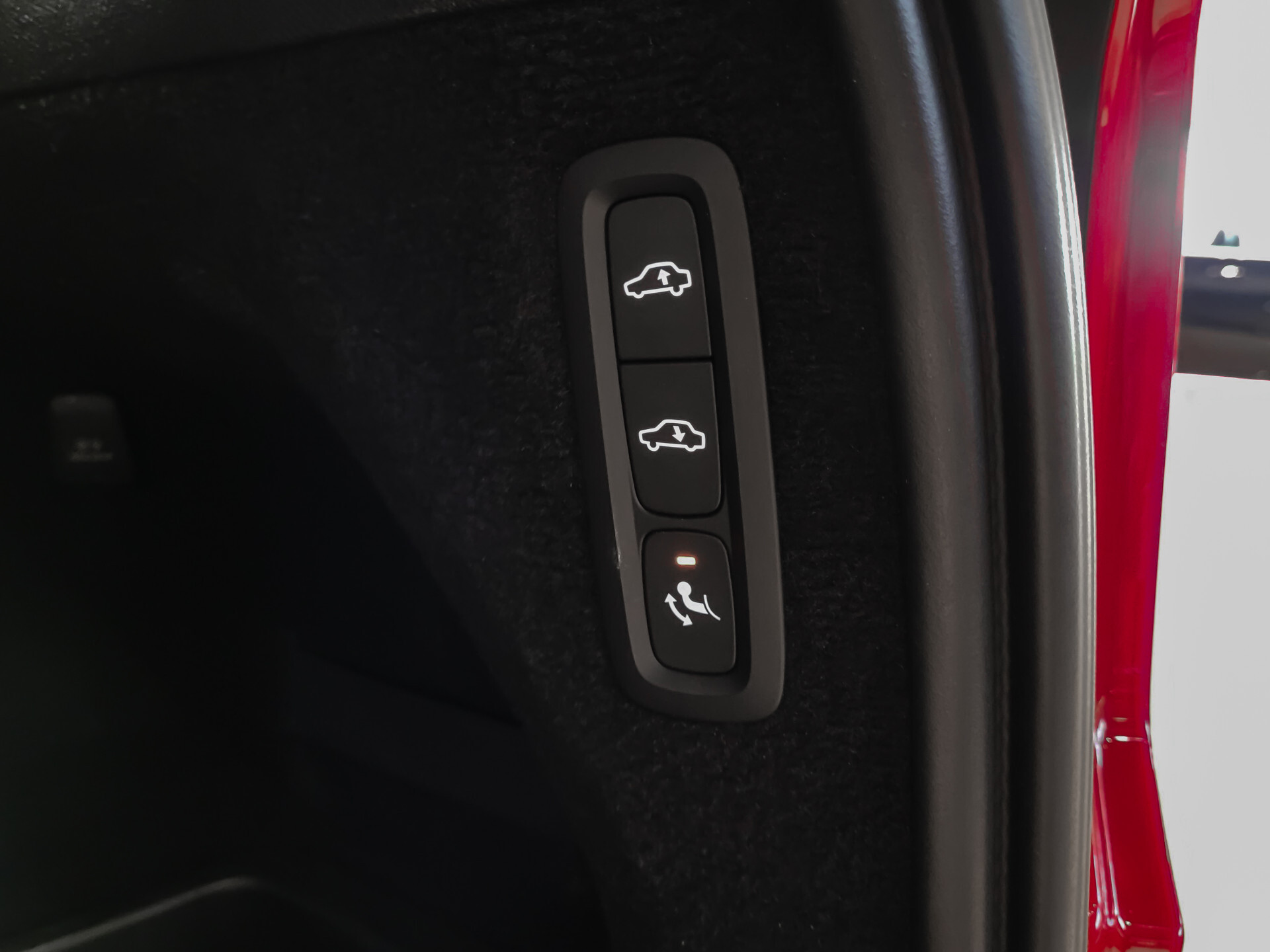 Volvo XC90 2.0 T8 Recharge AWD R-Design 7-Persoons | Luchtvering | Massage | HUD | Stoelkoeling | ACC | Keyless Foto 31