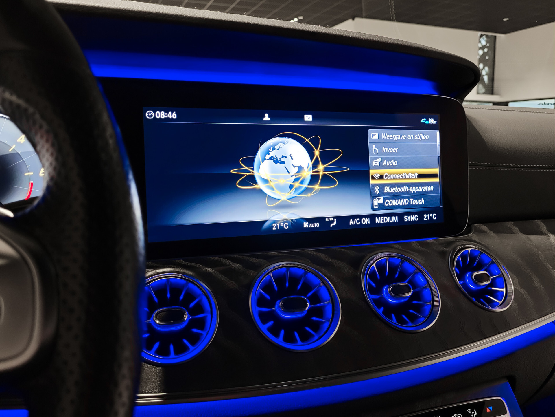 Mercedes-Benz CLS-Klasse 300 d AMG Night | Luchtvering | Rij-assistentie | Keyless | Burmester | Standkachel | HUD | Schuifdak | 20" Foto 42