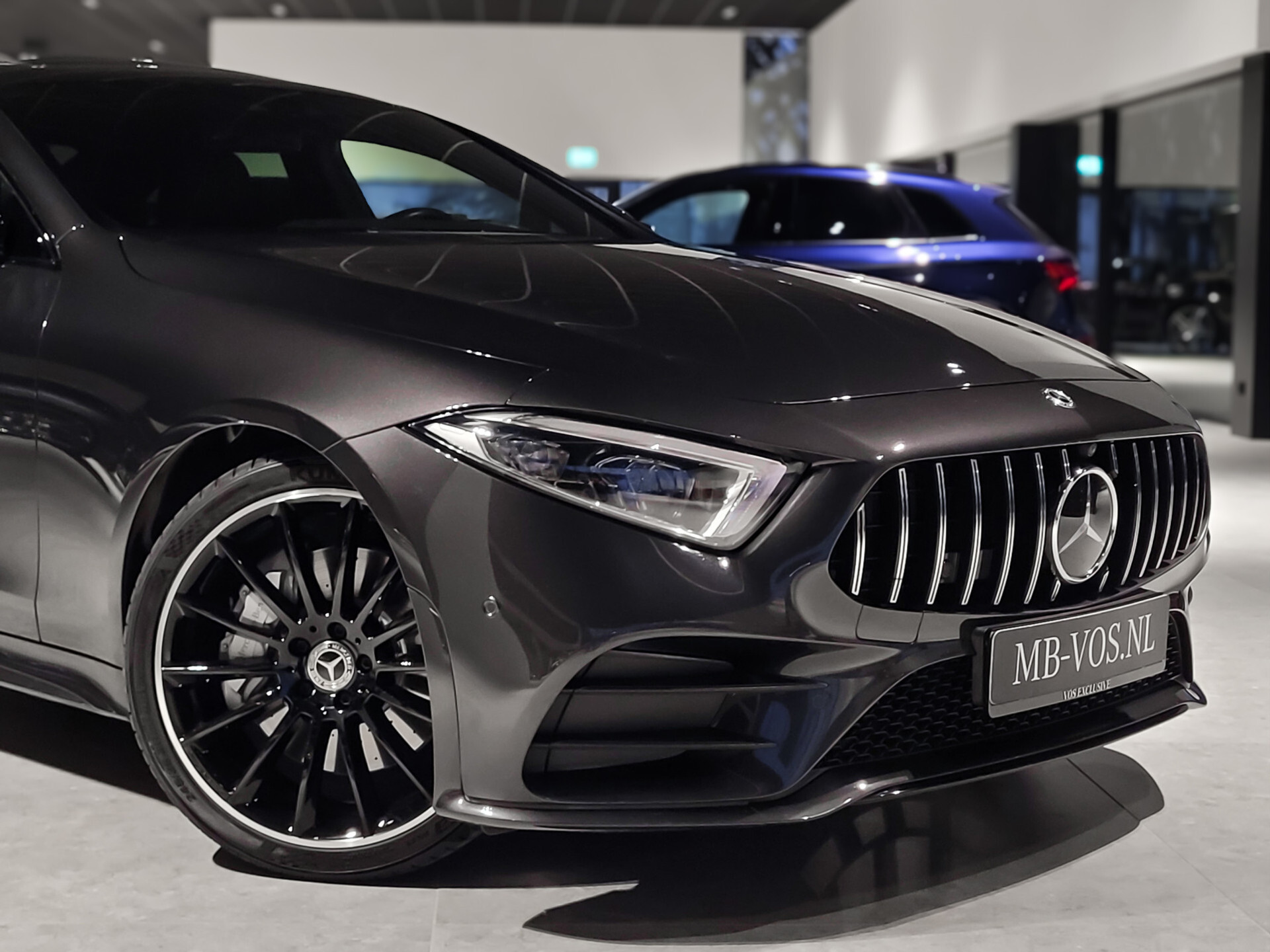 Mercedes-Benz CLS-Klasse 300 d AMG Night | Luchtvering | Rij-assistentie | Keyless | Burmester | Standkachel | HUD | Schuifdak | 20" Foto 46