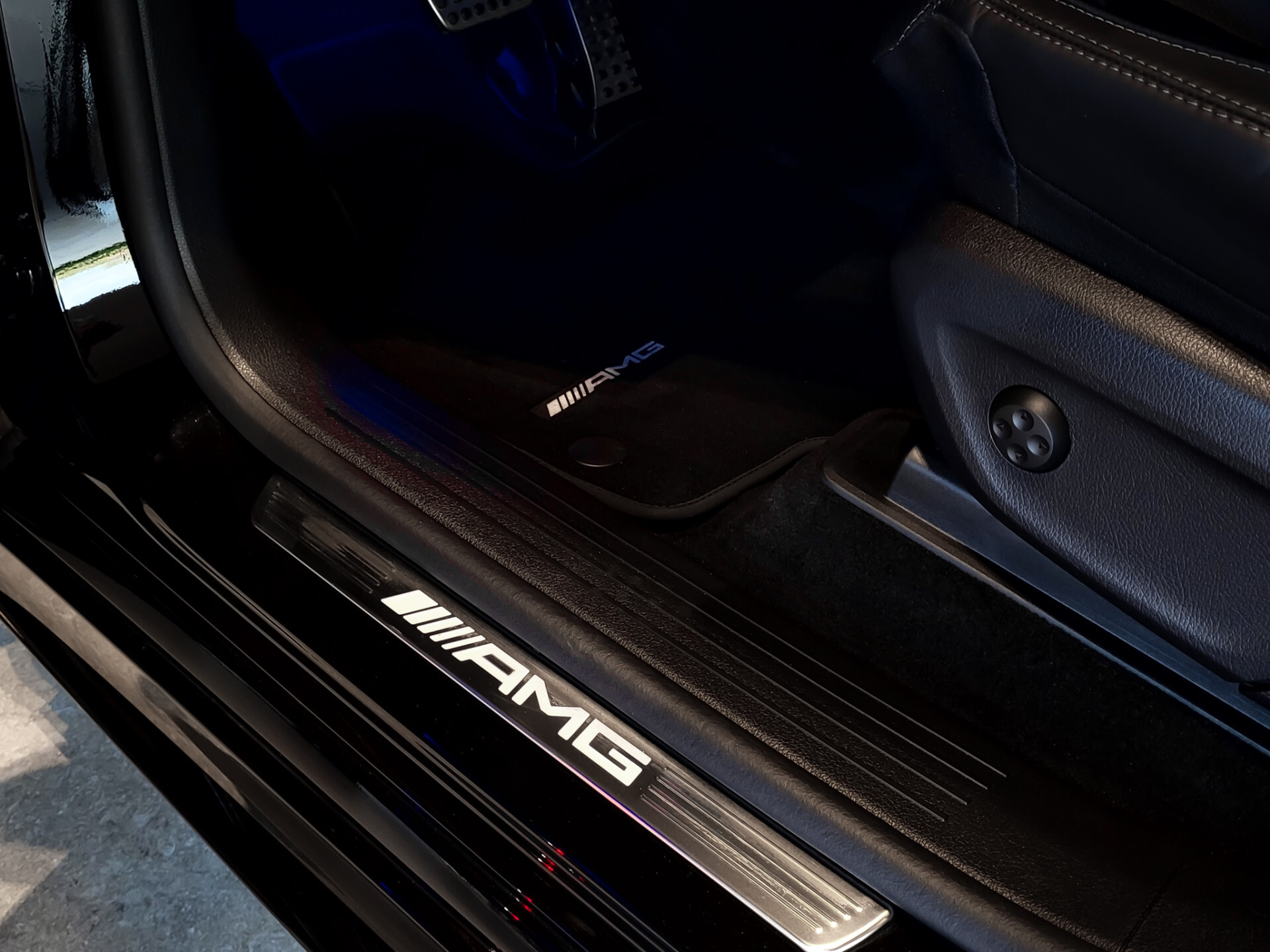 Mercedes-Benz GLE 53 AMG 4M+ Dynamic Plus | Rij-assistentie | Keyless | Burmester | Stoelkoeling | HUD | Trekhaak Foto 20