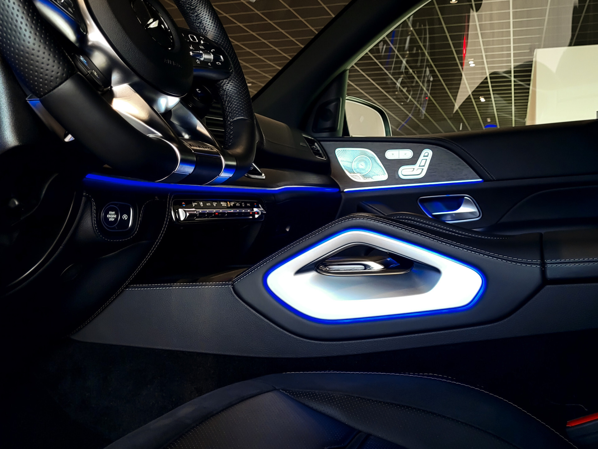 Mercedes-Benz GLE 53 AMG 4M+ Dynamic Plus | Rij-assistentie | Keyless | Burmester | Stoelkoeling | HUD | Trekhaak Foto 26