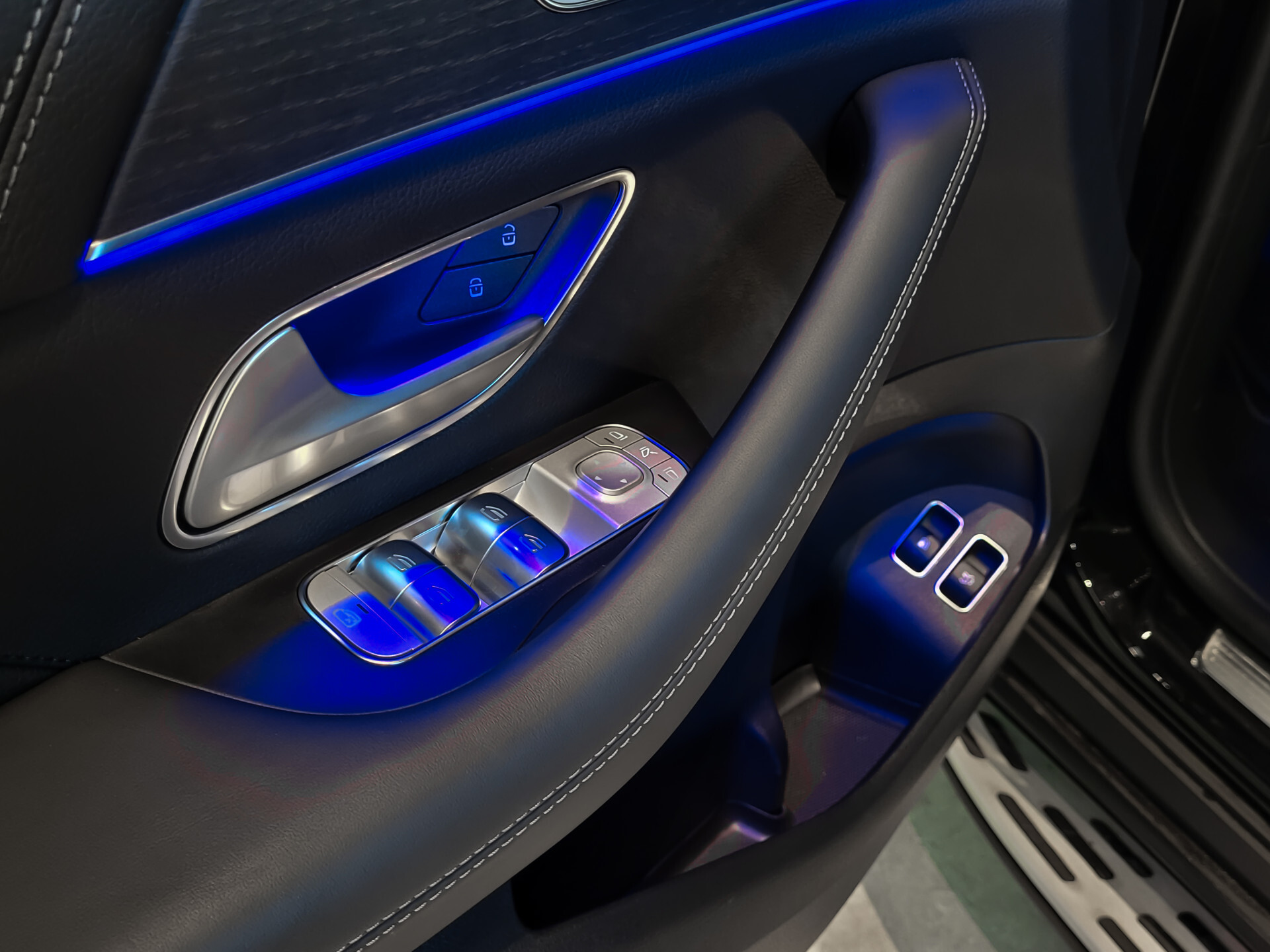 Mercedes-Benz GLE AMG 53 Hybrid 4M+ Night | Stoelkoeling | Distronic | Keyless | Mem | HUD | Burmester | Panorama | 22" | Nappa Foto 13