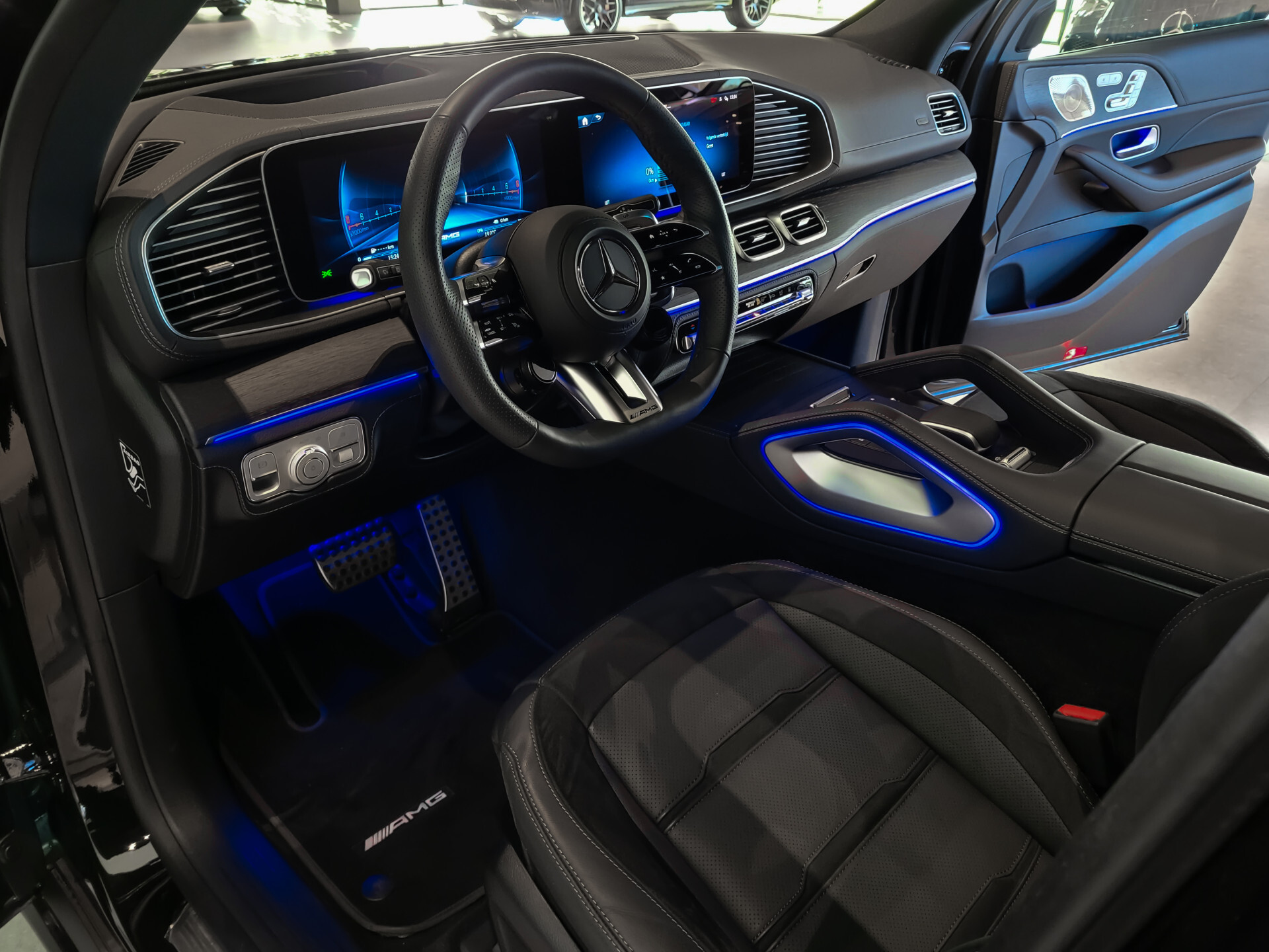 Mercedes-Benz GLE AMG 53 Hybrid 4M+ Night | Stoelkoeling | Distronic | Keyless | Mem | HUD | Burmester | Panorama | 22" | Nappa Foto 19