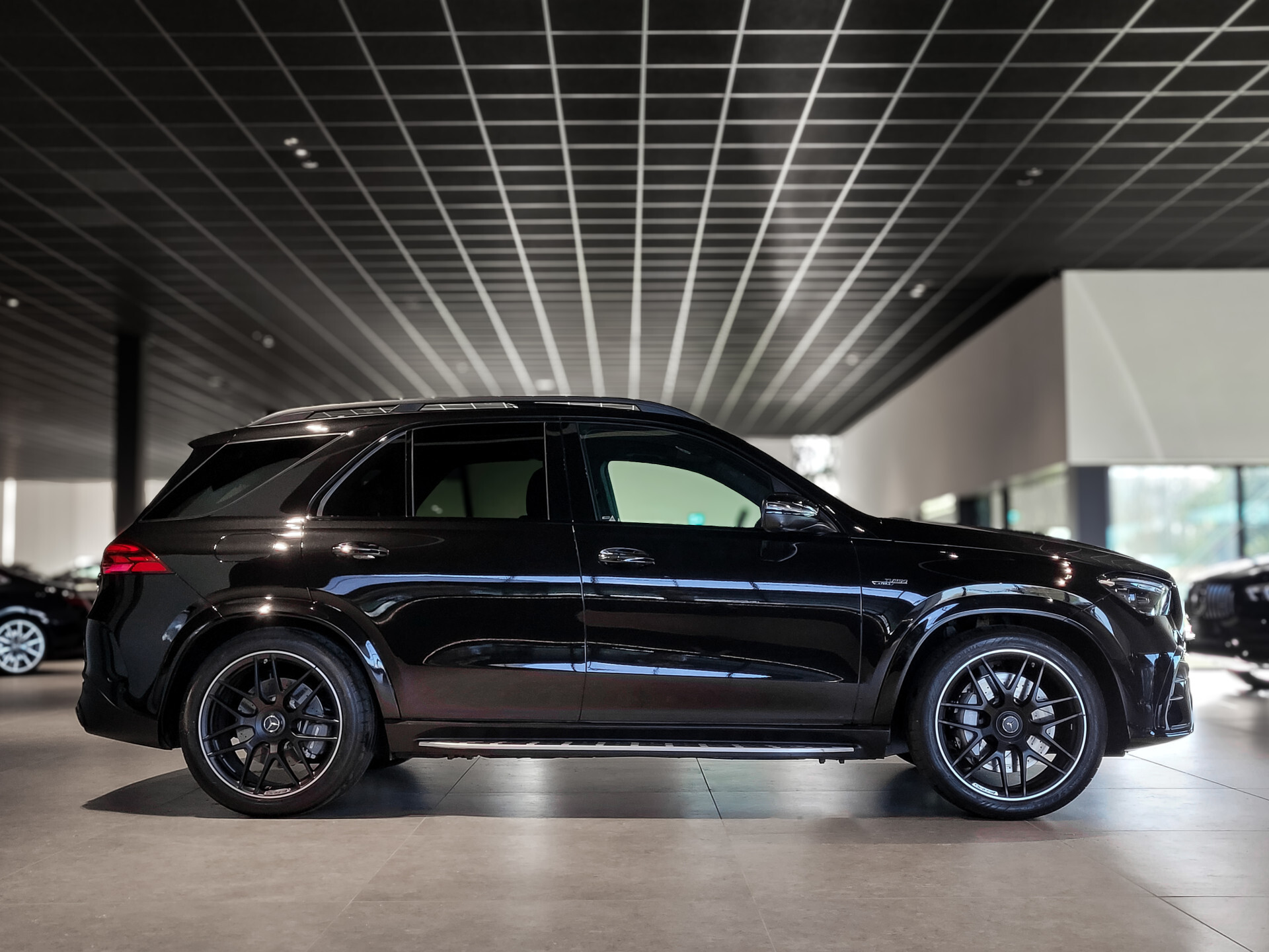 Mercedes-Benz GLE AMG 53 Hybrid 4M+ Night | Stoelkoeling | Distronic | Keyless | Mem | HUD | Burmester | Panorama | 22" | Nappa Foto 3