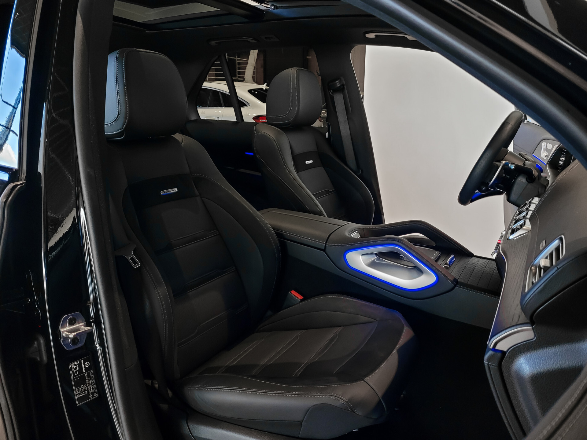 Mercedes-Benz GLE AMG 53 Hybrid 4M+ Night | Stoelkoeling | Distronic | Keyless | Mem | HUD | Burmester | Panorama | 22" | Nappa Foto 6