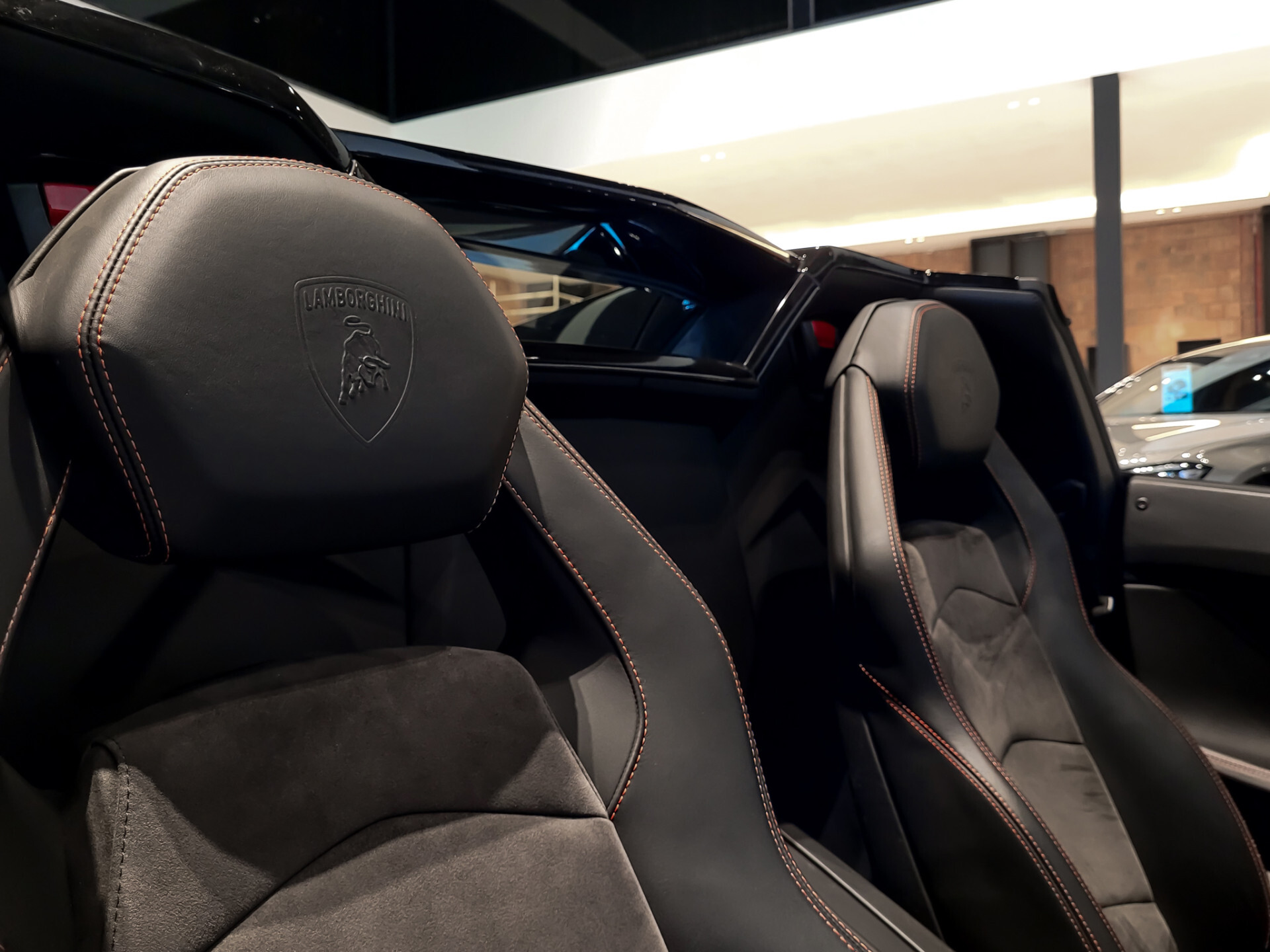 Lamborghini Aventador 6.5 V12 LP700-4 Roadster | Full Historie | New Service Foto 39