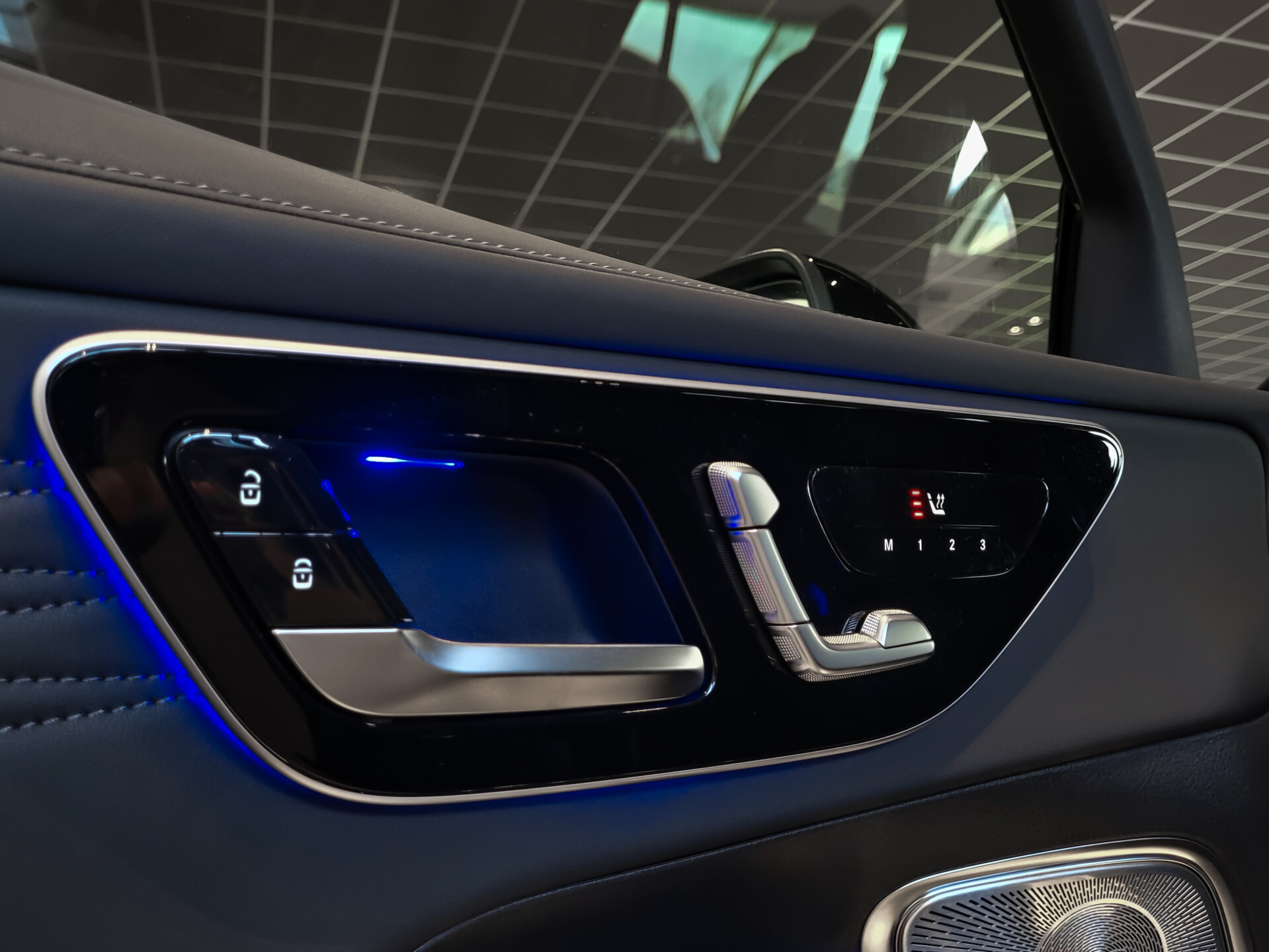 Mercedes-Benz GLC Coupé 400e 4-M AMG Night | Luchtvering | Achterassturing | Massage | ACC | HUD | Keyless | Nappa | Panorama | Trekhaak Foto 11