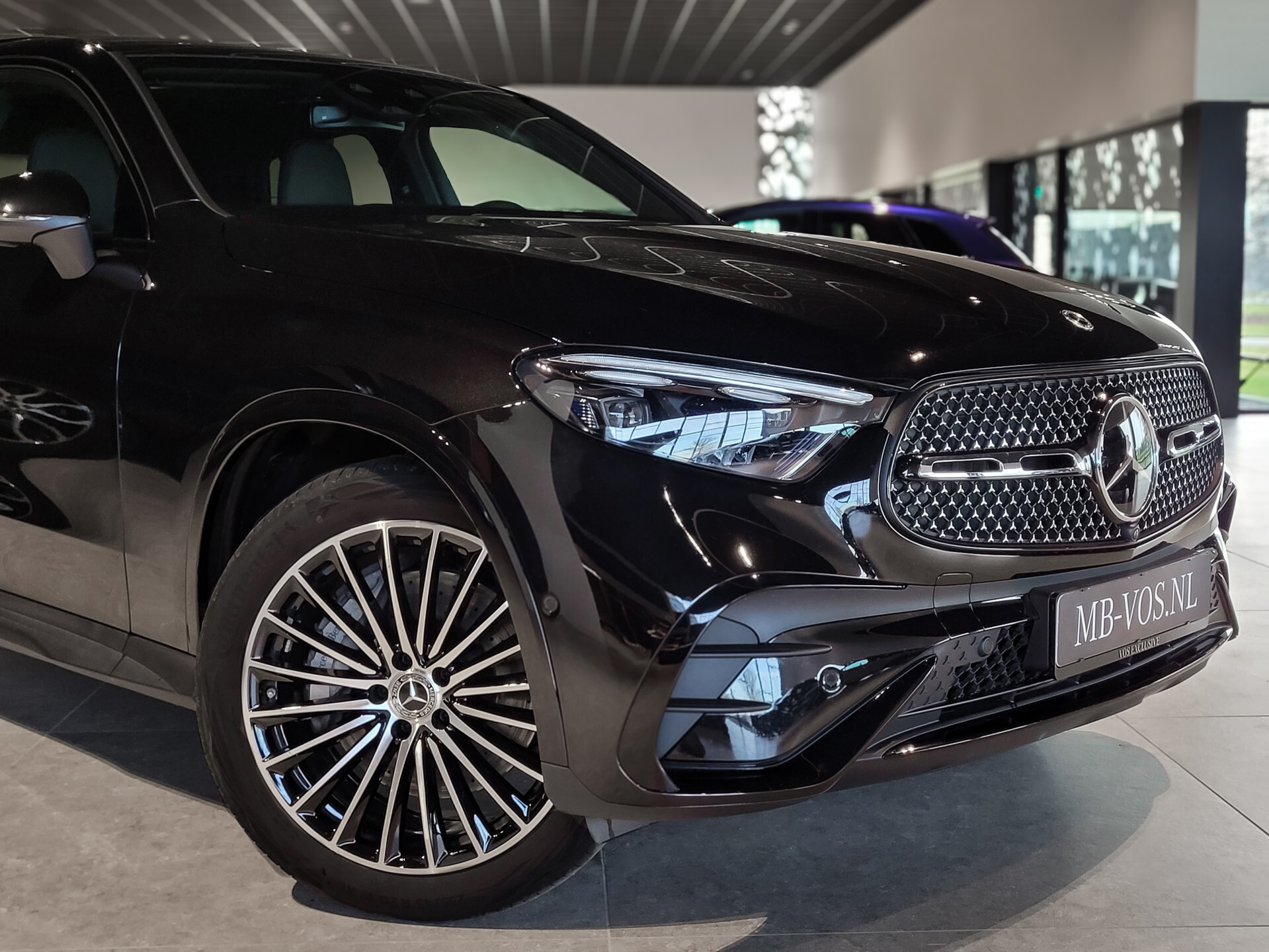 Mercedes-Benz GLC Coupé 400e 4-M AMG Night | Luchtvering | Achterassturing | Massage | ACC | HUD | Keyless | Nappa | Panorama | Trekhaak Foto 37