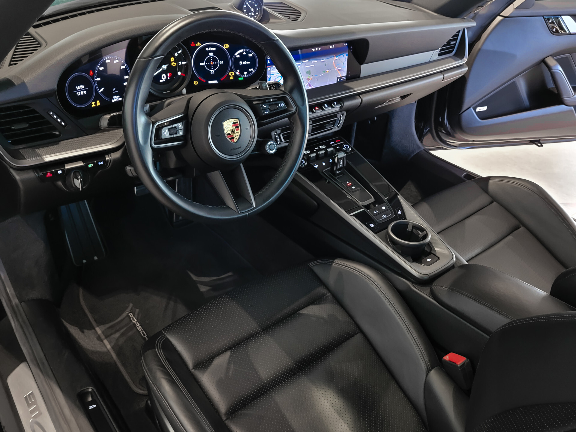 Porsche 911 3.0 Carrera 4 S Panorama | Bose | Achterasbesturing | Sport Chrono | Sportuitlaat | PASM Foto 18