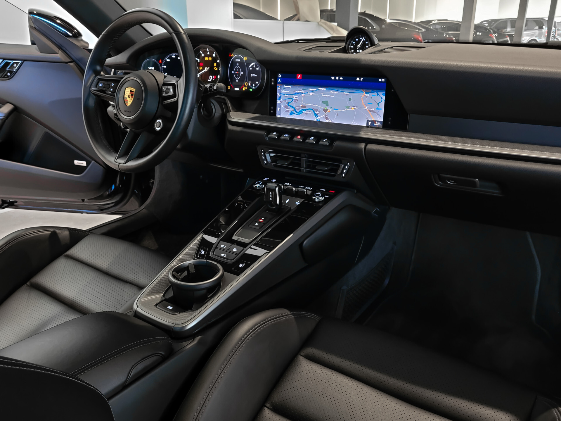 Porsche 911 3.0 Carrera 4 S Panorama | Bose | Achterasbesturing | Sport Chrono | Sportuitlaat | PASM Foto 23