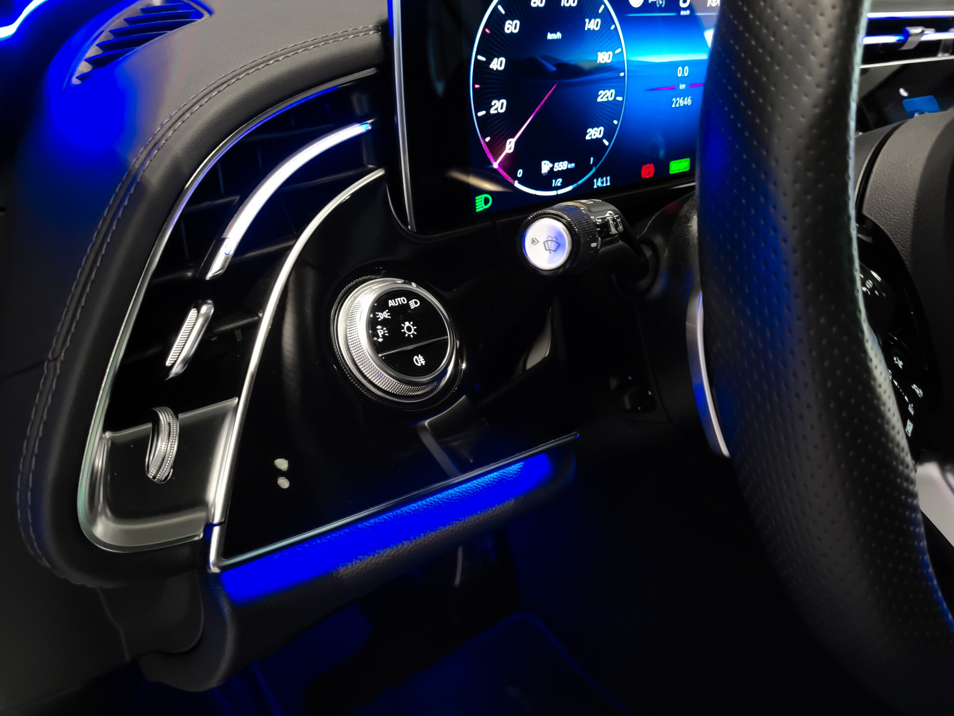 Mercedes-Benz E-Klasse Estate 300 de 4-M AMG Luchtvering | ACC | Keyless | Burmester 4D | Mem | Dynamic Light | Trekhaak | 360 Foto 17