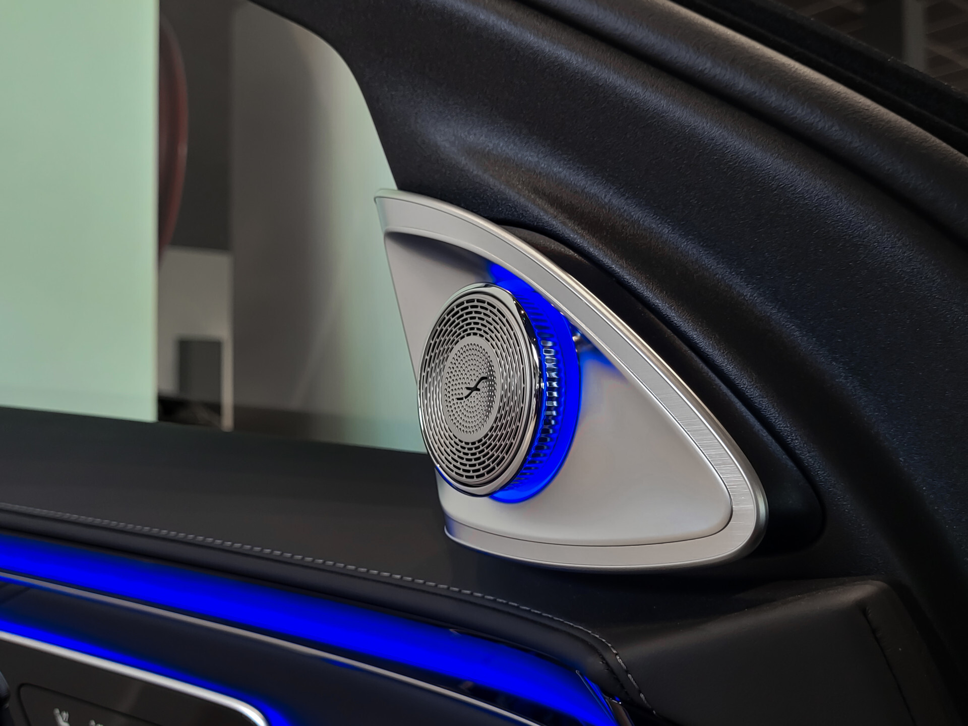 Mercedes-Benz S-Klasse AMG 63 S E Performance Ceramic | First Class | Burmester 4D | Klaptafels | Entertainment | Flowing Lines Foto 14