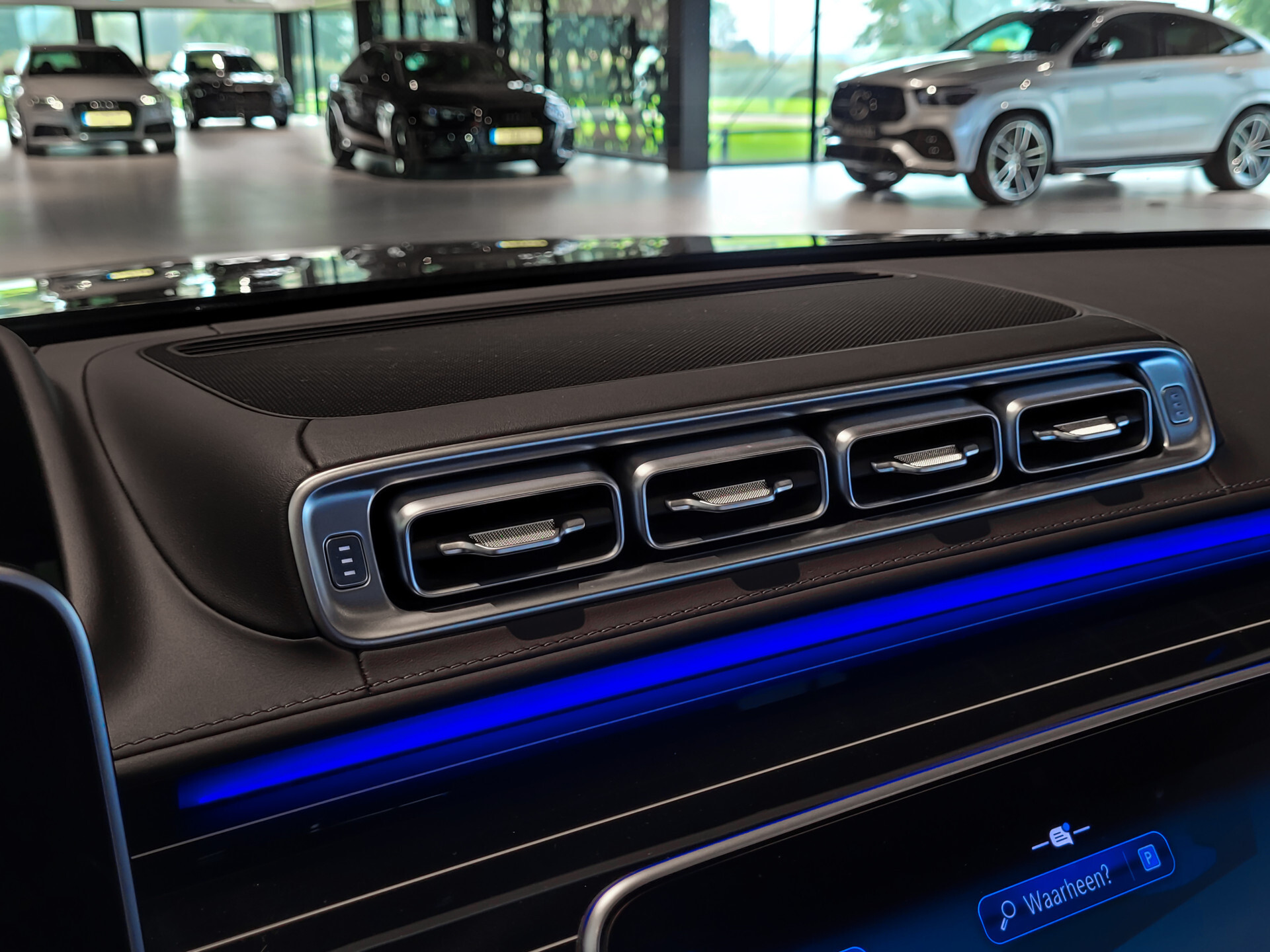 Mercedes-Benz S-Klasse AMG 63 S E Performance Ceramic | First Class | Burmester 4D | Klaptafels | Entertainment | Flowing Lines Foto 26