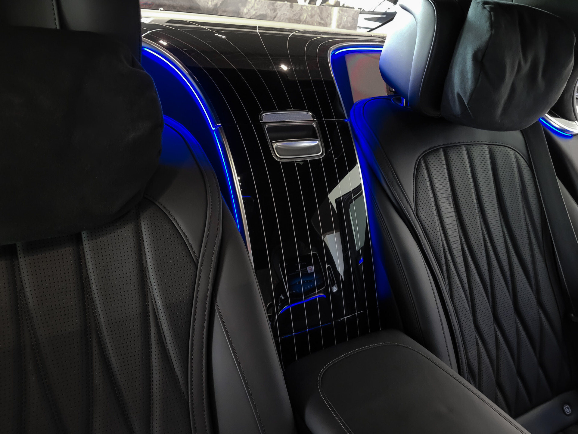 Mercedes-Benz S-Klasse AMG 63 S E Performance Ceramic | First Class | Burmester 4D | Klaptafels | Entertainment | Flowing Lines Foto 40