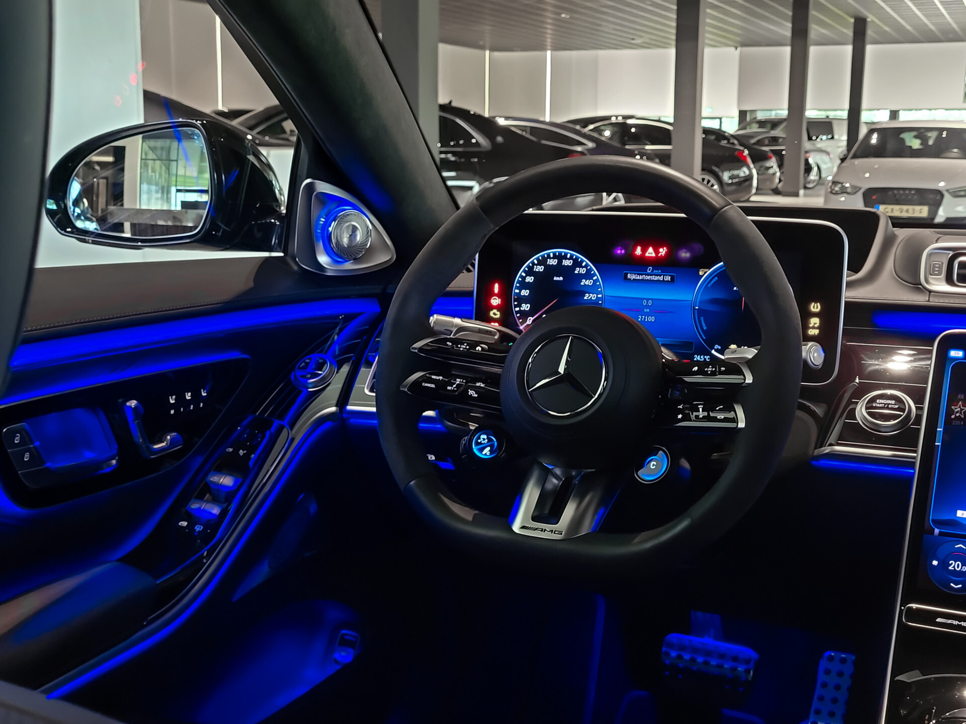 Mercedes-Benz S-Klasse AMG 63 S E Performance Ceramic | First Class | Burmester 4D | Klaptafels | Entertainment | Flowing Lines Foto 45