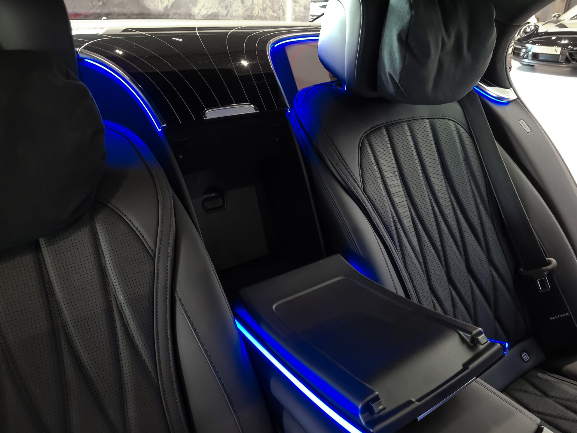 Mercedes-Benz S-Klasse AMG 63 S E Performance Ceramic | First Class | Burmester 4D | Klaptafels | Entertainment | Flowing Lines Foto 47