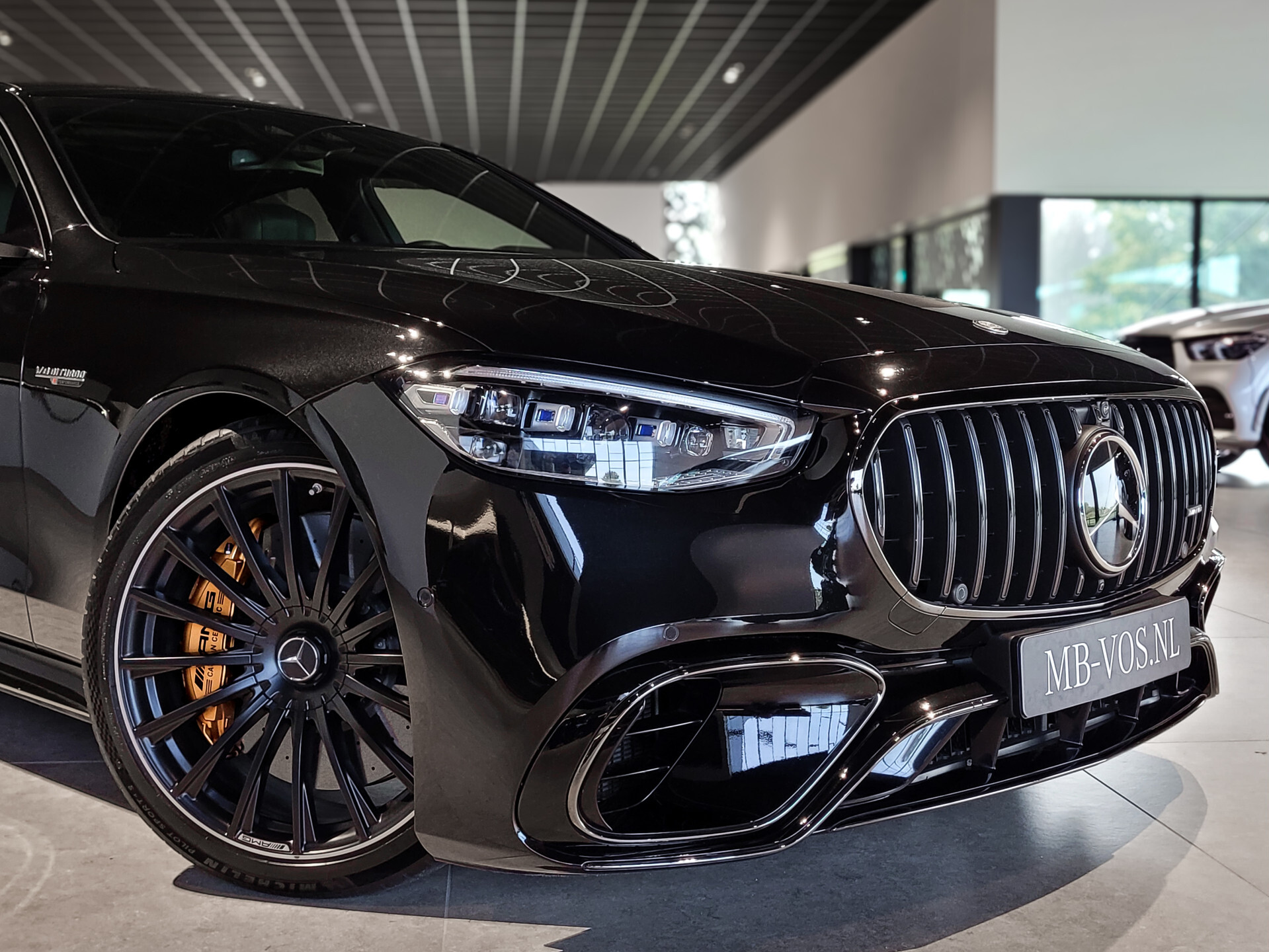 Mercedes-Benz S-Klasse AMG 63 S E Performance Ceramic | First Class | Burmester 4D | Klaptafels | Entertainment | Flowing Lines Foto 56