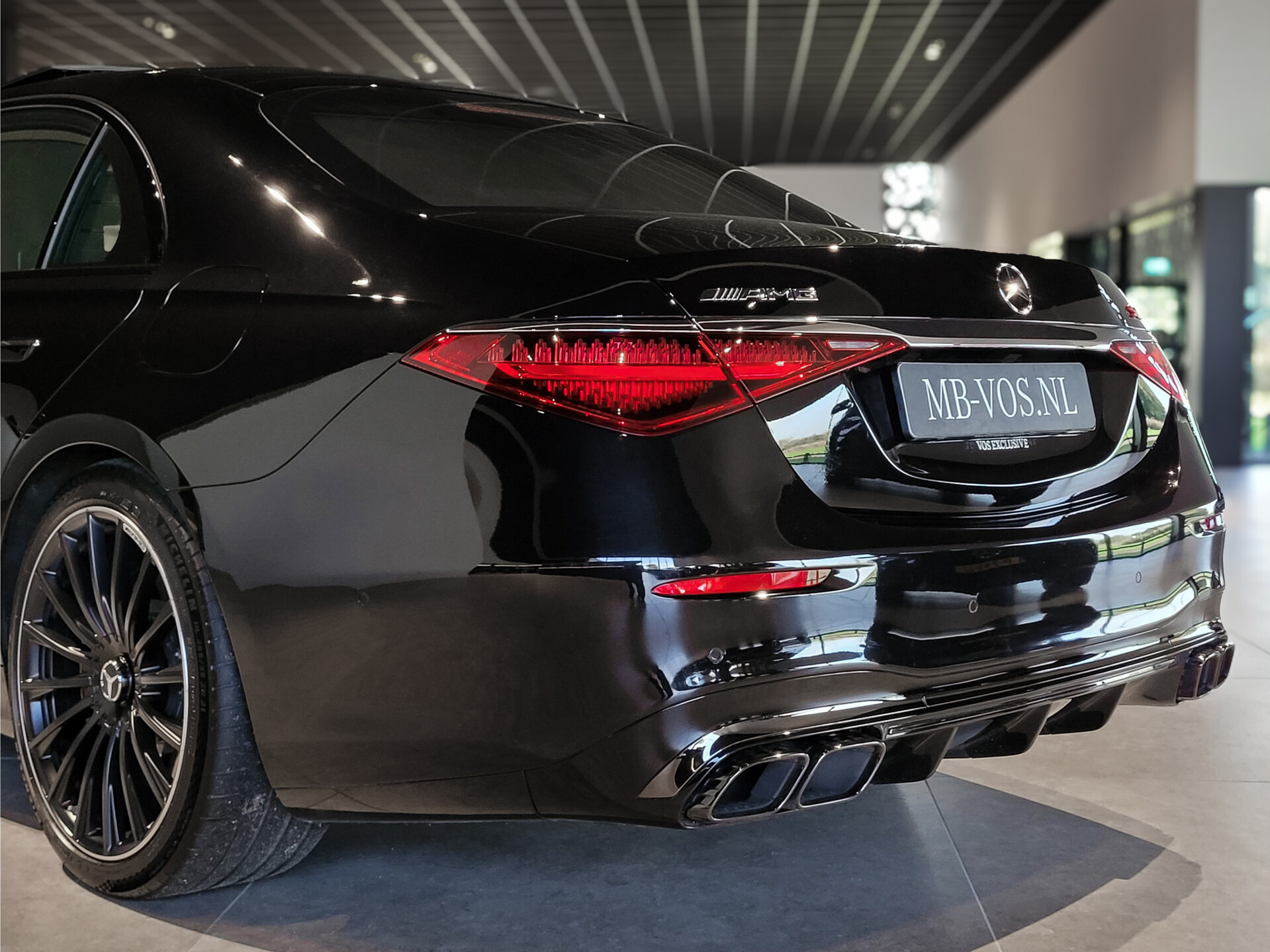 Mercedes-Benz S-Klasse AMG 63 S E Performance Ceramic | First Class | Burmester 4D | Klaptafels | Entertainment | Flowing Lines Foto 57