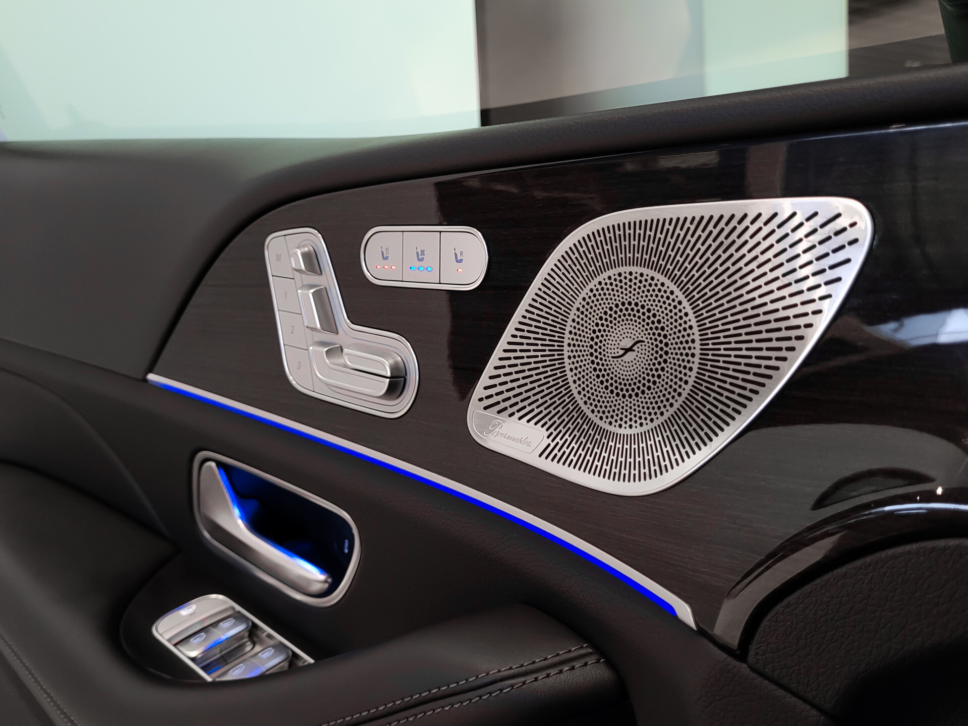 Mercedes-Benz GLE Coupé 400 d 4-M AMG Night | Luchtvering | Keyless | HUD | Stoelkoeling | Rij-Assistentie Plus | Nappa | Trekhaak Foto 12