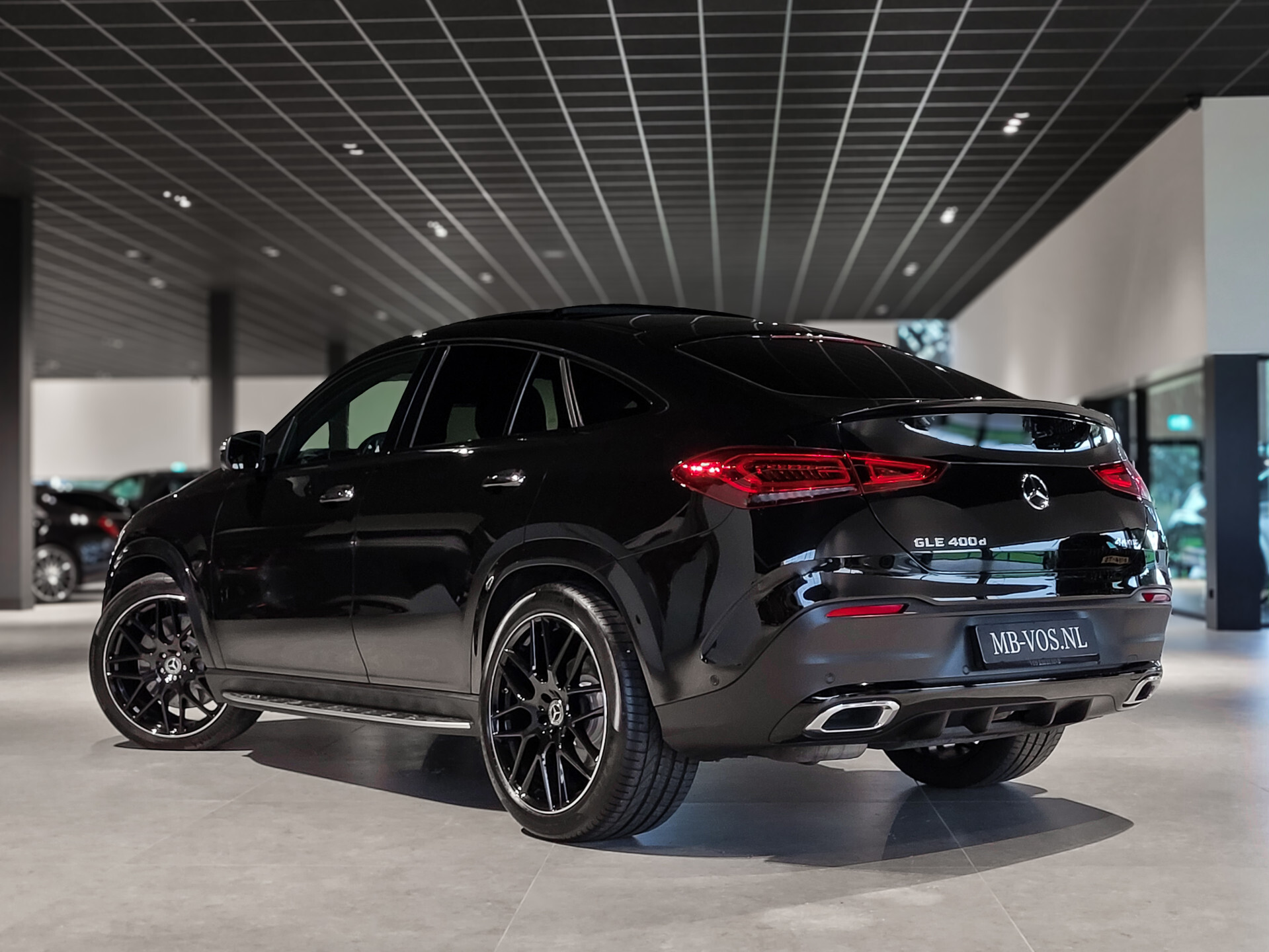 Mercedes-Benz GLE Coupé 400 d 4-M AMG Night | Luchtvering | Keyless | HUD | Stoelkoeling | Rij-Assistentie Plus | Nappa | Trekhaak Foto 2