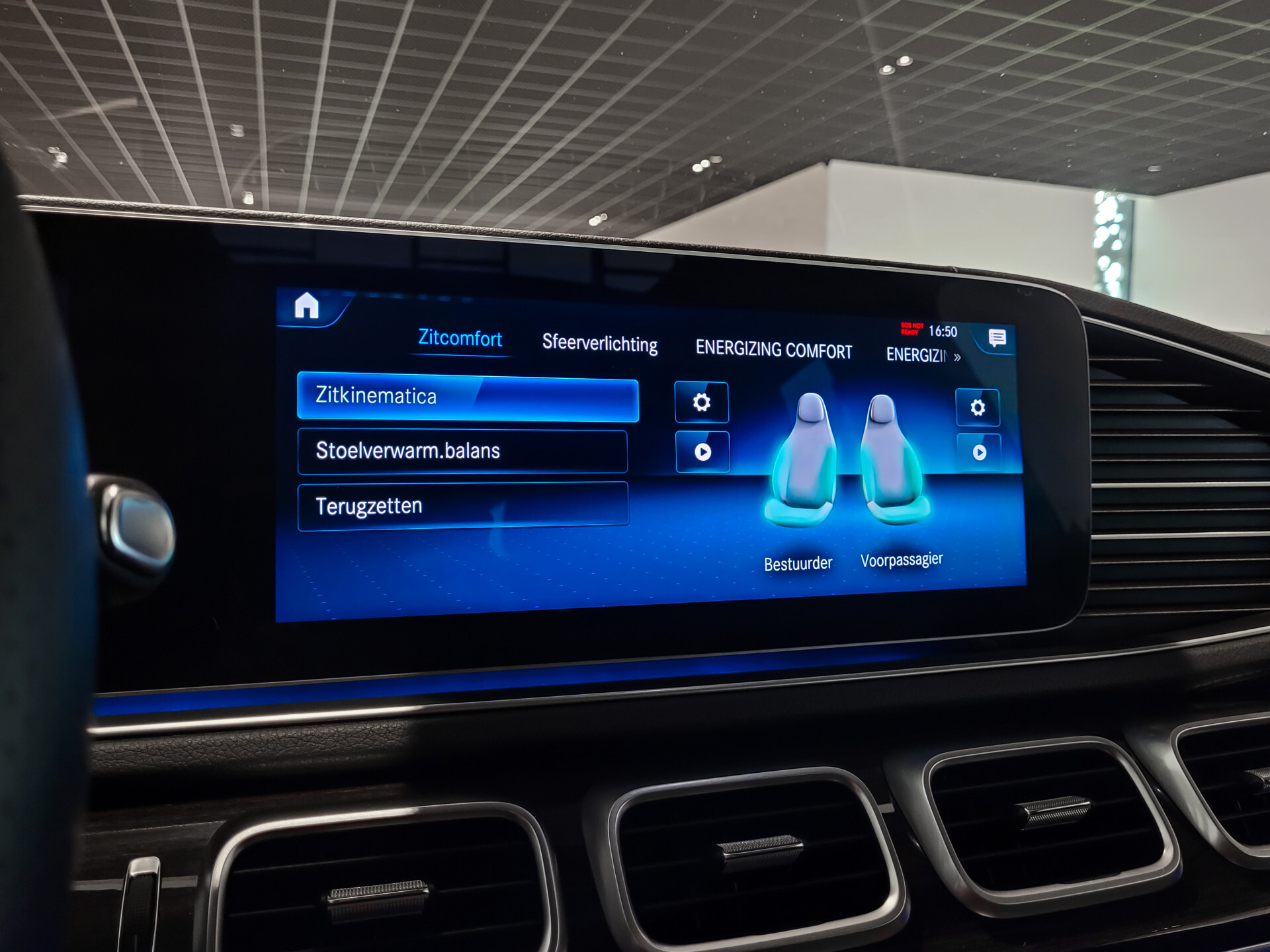 Mercedes-Benz GLE Coupé 400 d 4-M AMG Night | Luchtvering | Keyless | HUD | Stoelkoeling | Rij-Assistentie Plus | Nappa | Trekhaak Foto 21